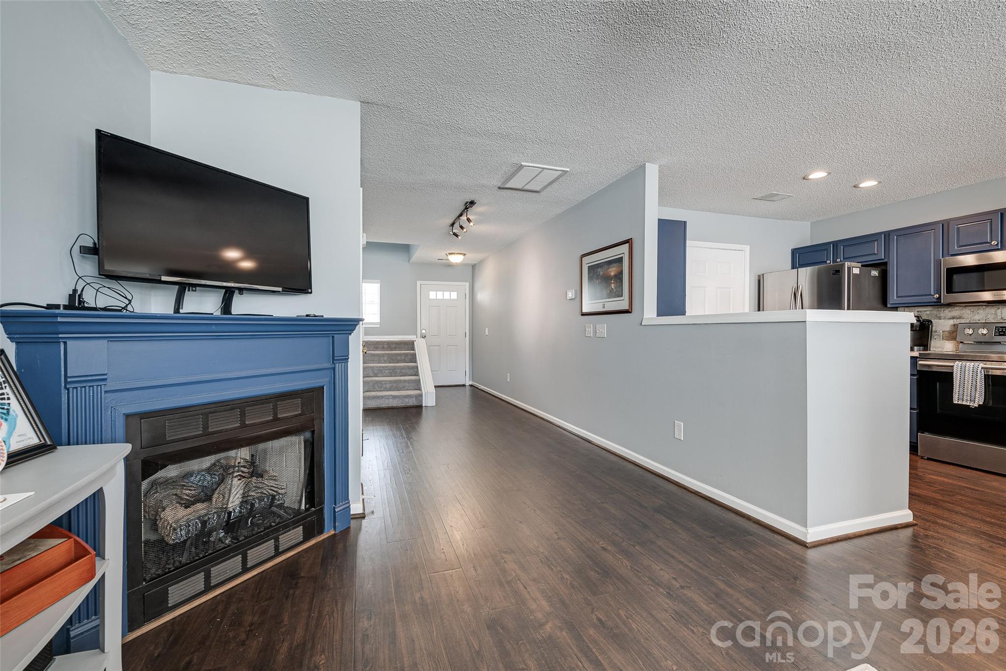 1719 Hidden Creek Drive