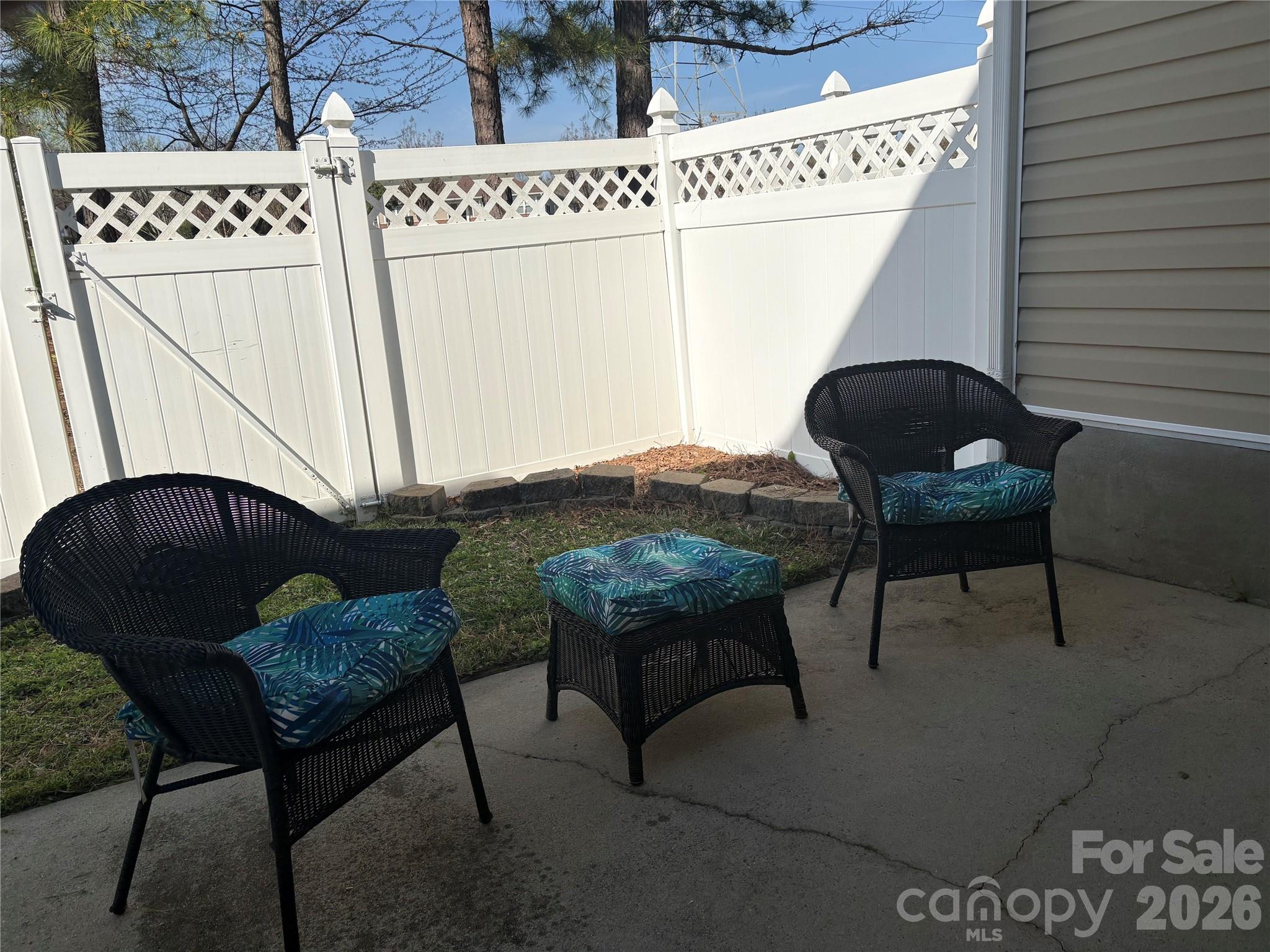 Lexington Commons - Residential