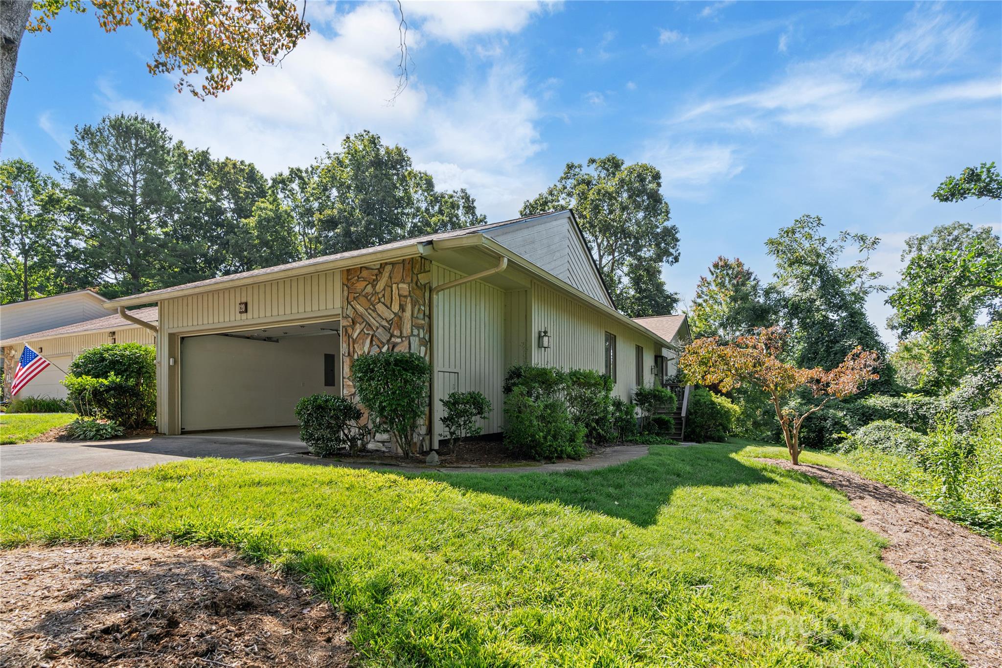 120 Clubwood Court