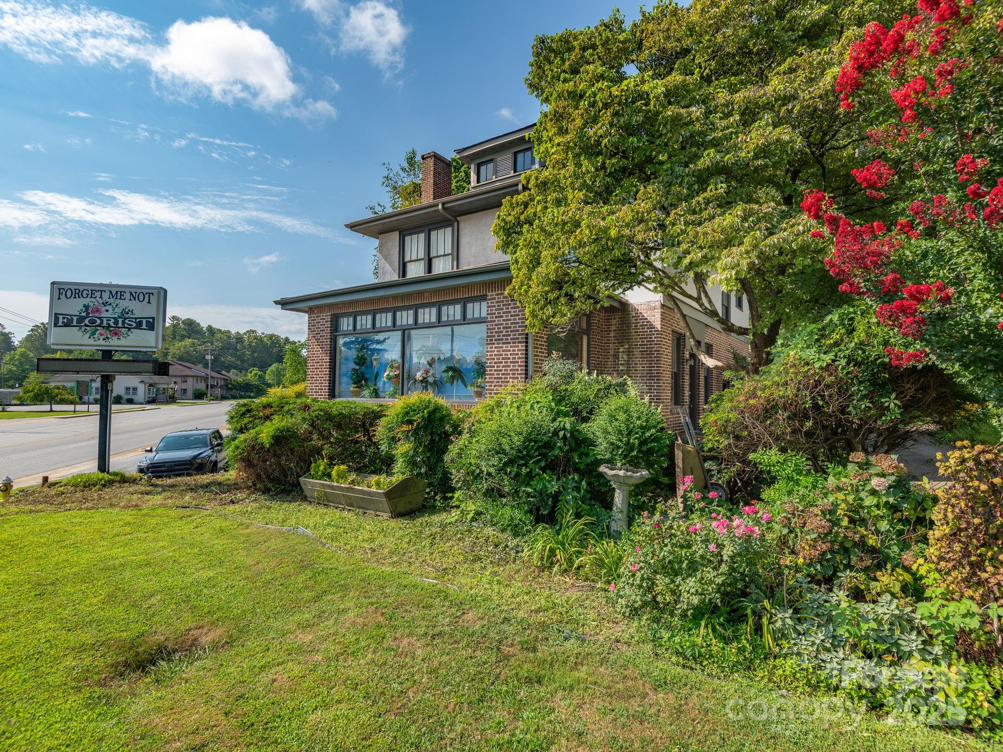 104 Clairmont Drive