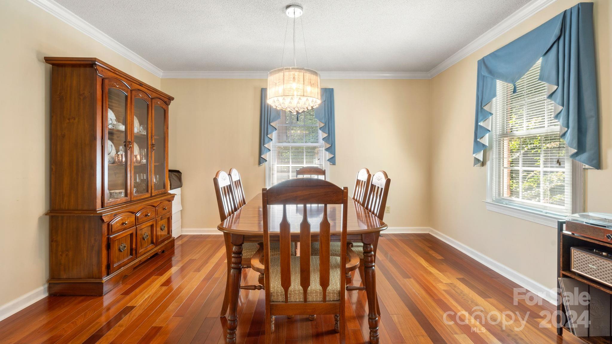 Forest Hills - Residential