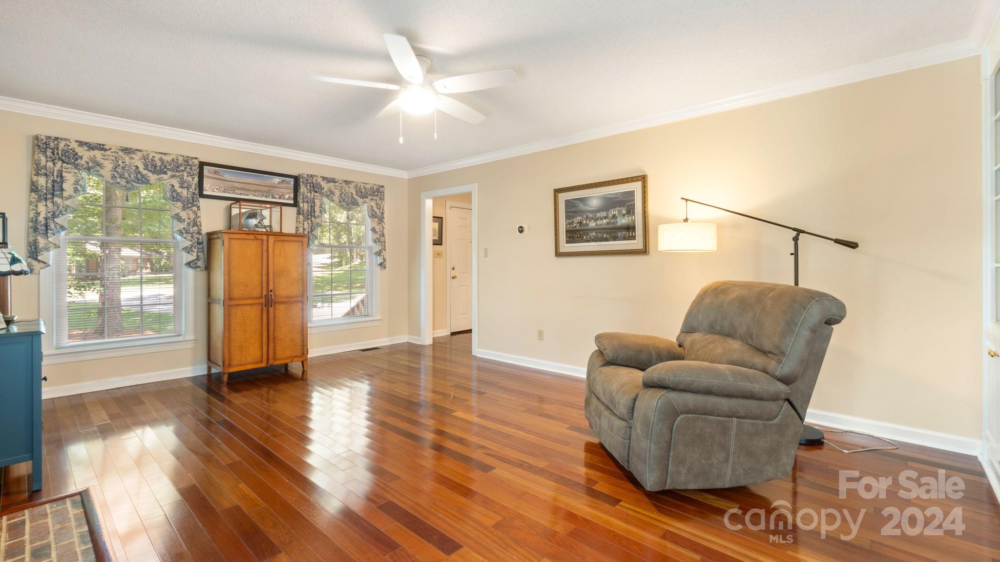 Forest Hills - Residential