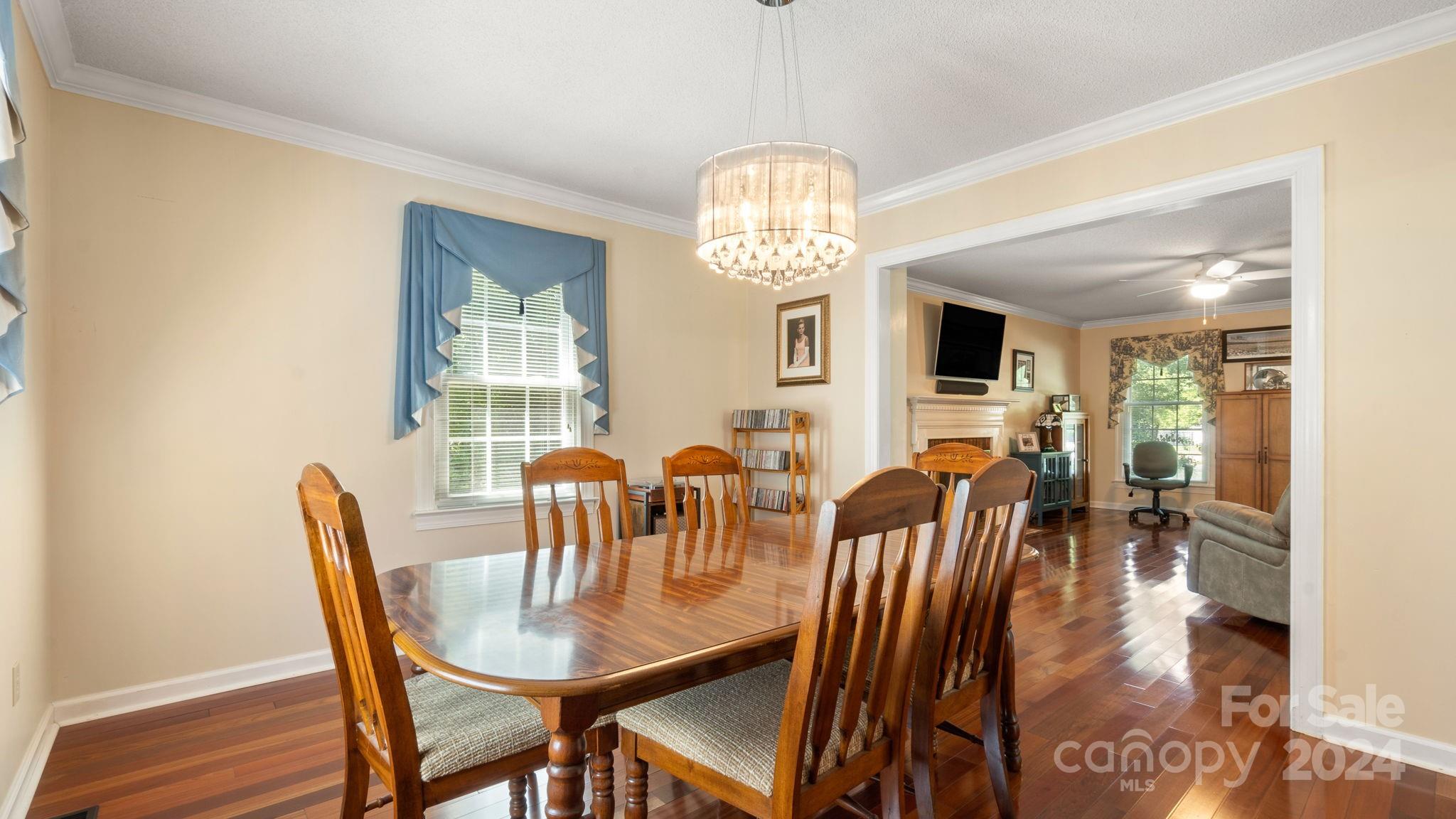 Forest Hills - Residential