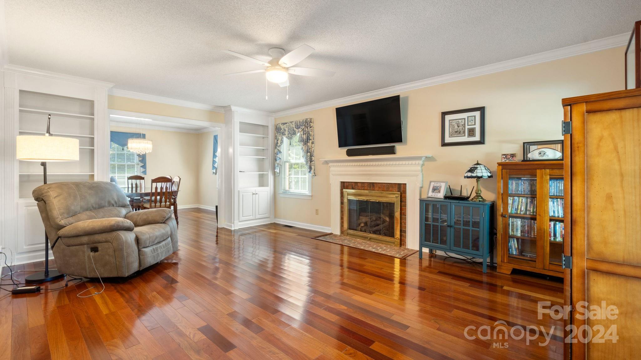 Forest Hills - Residential