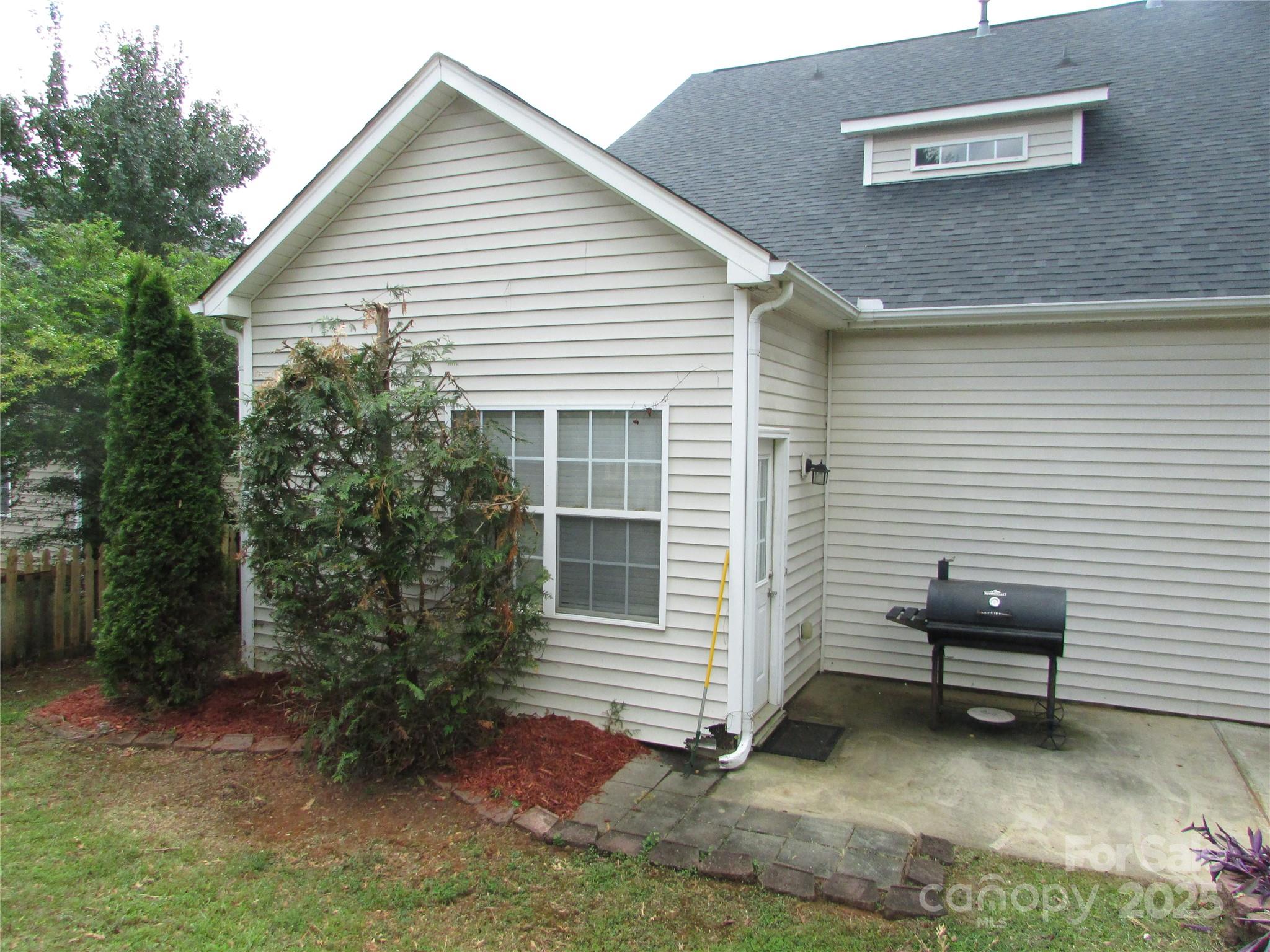 6673 Thistle Down Drive
