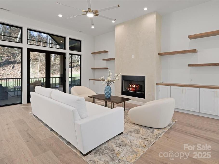407 Melnick Terrace