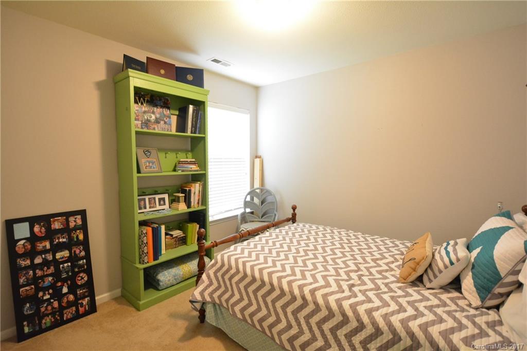 Longview Oaks - Residential