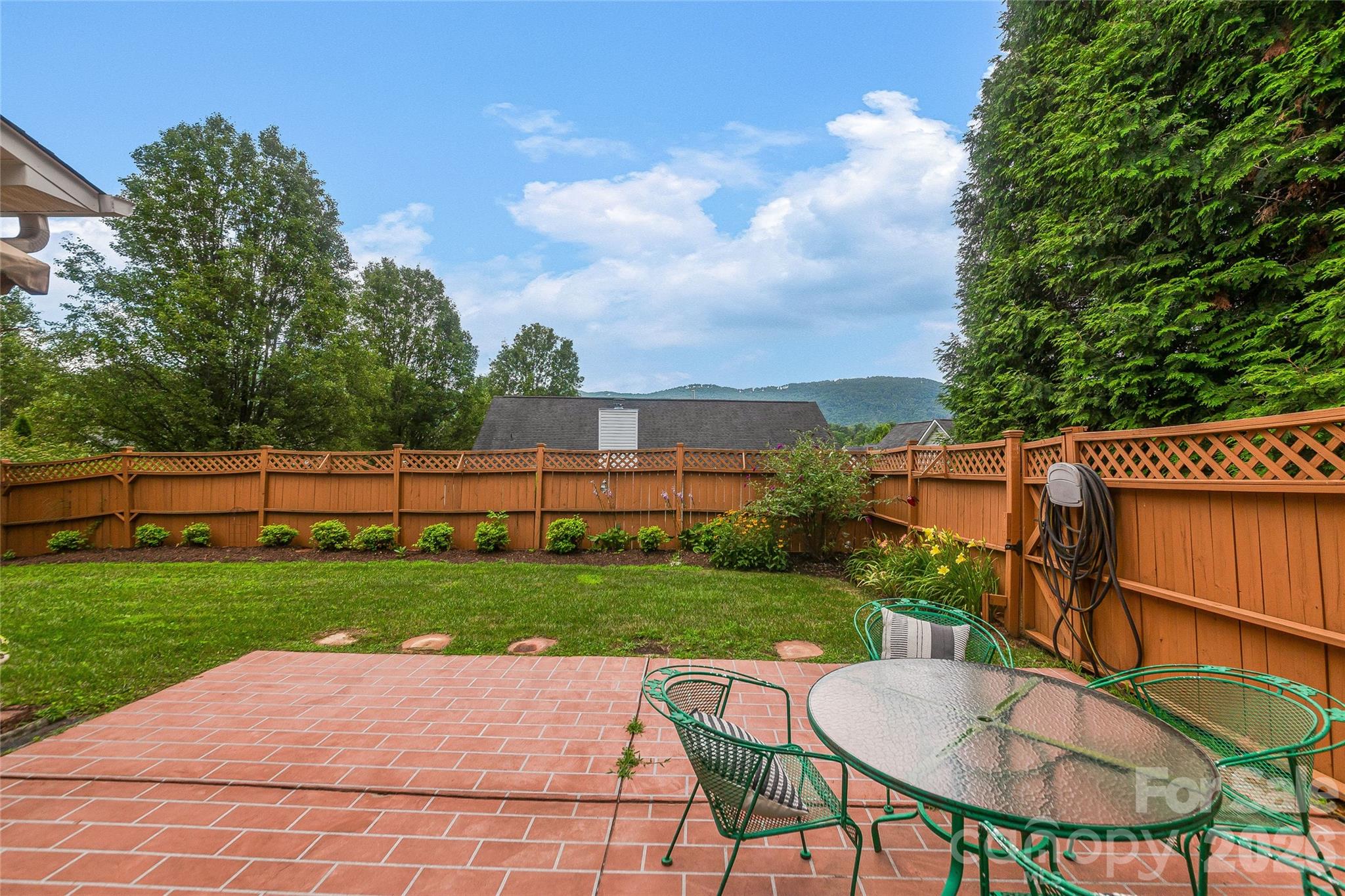 Livingston Farms - Residential