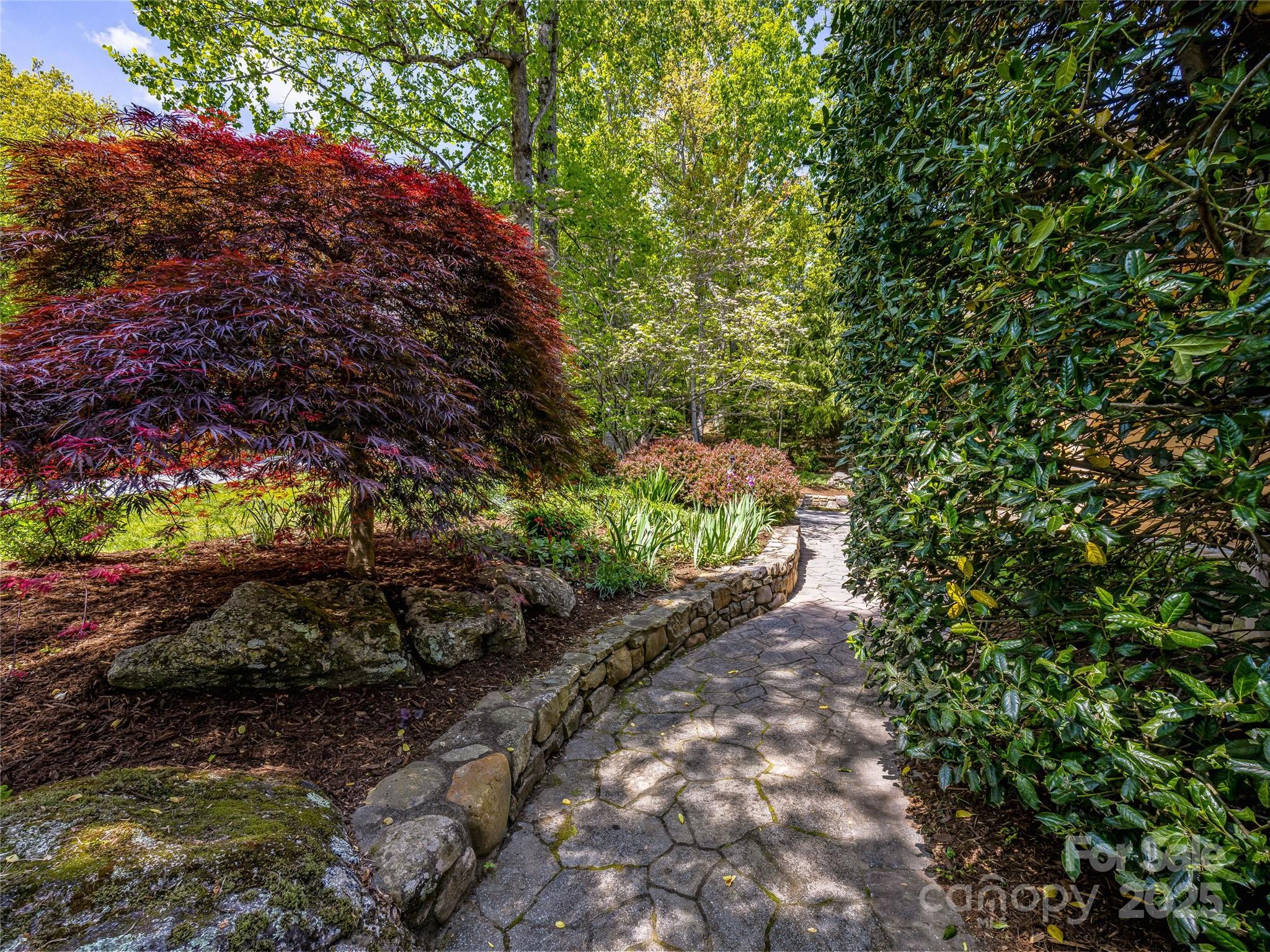 543 Hagen Drive