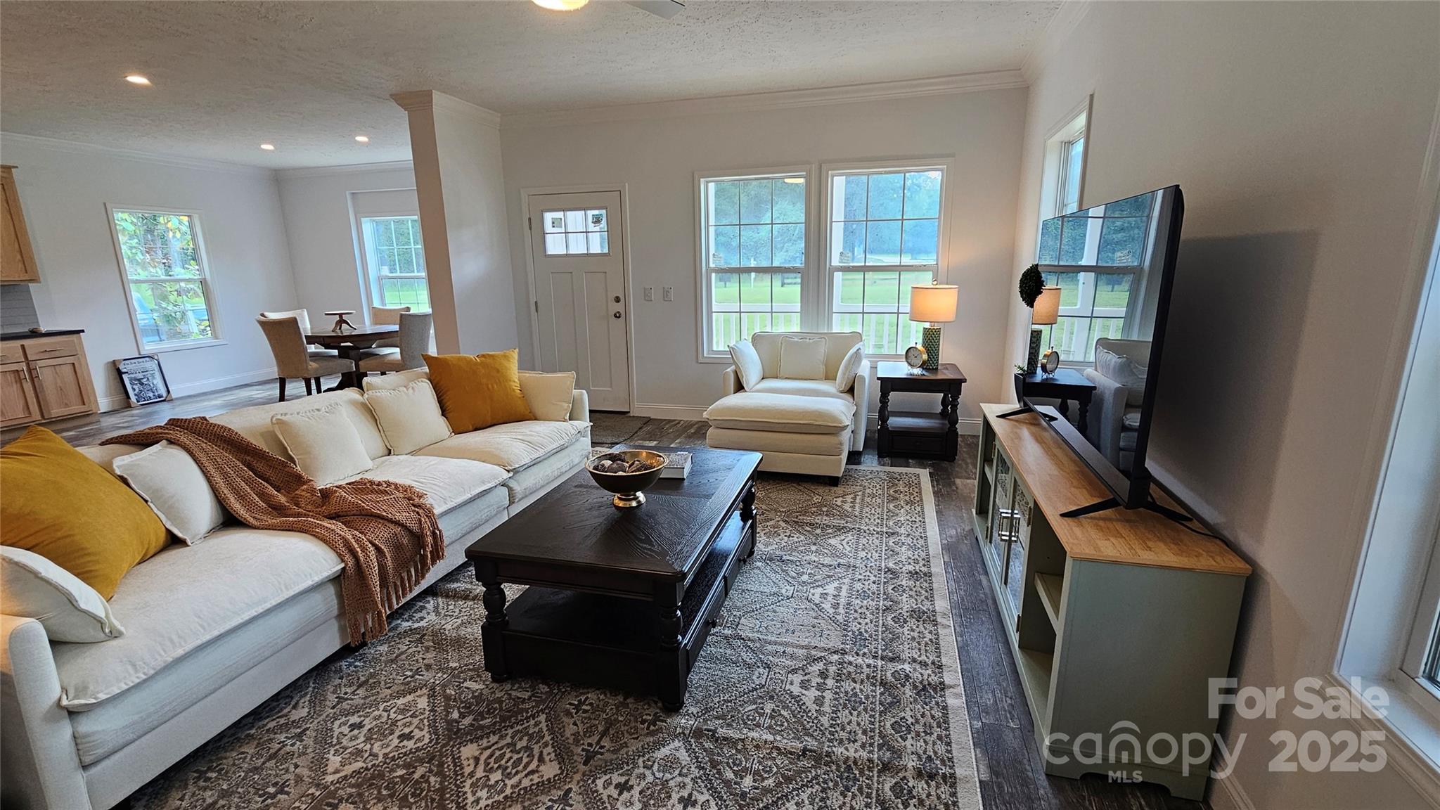 131 Boxwood Lane