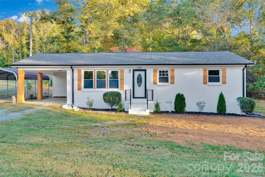 Quaint three bedroom in rural Lincoln county! Come check out one-story living right near downtown Lincolnton! This beautiful remodeled home as everything you could want, at a bargain of a price! So many major features have been changed and updated on this home, we think you’ll love it! Come check it out!