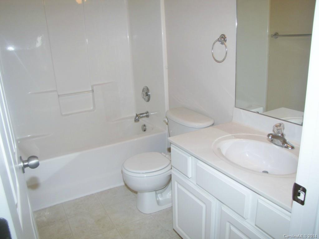 Riverwalk - Residential Lease