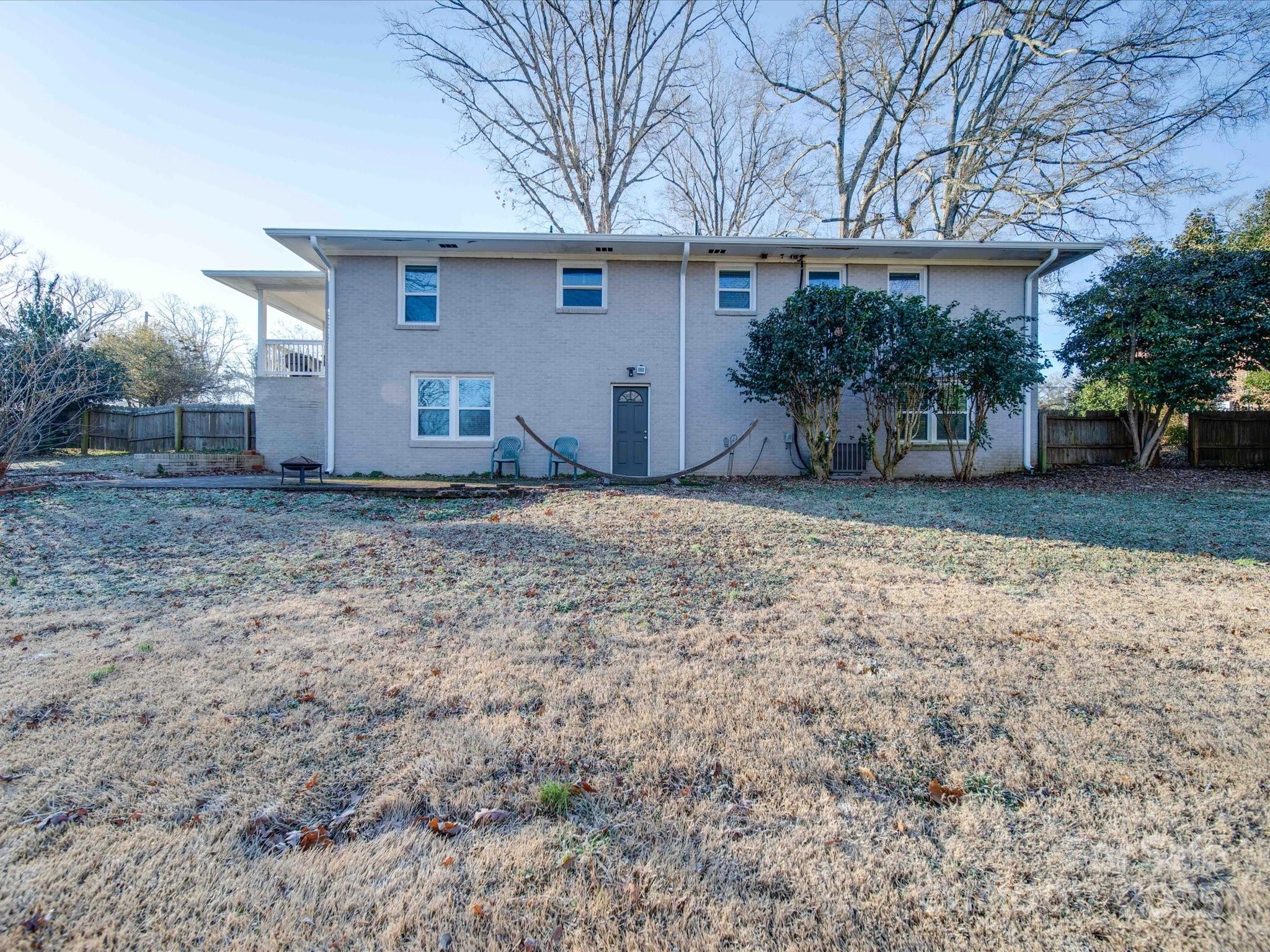 811 Colonial Drive