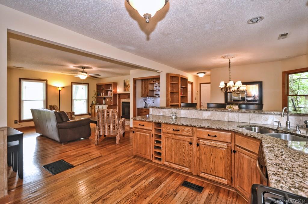 Tega Cay - Residential