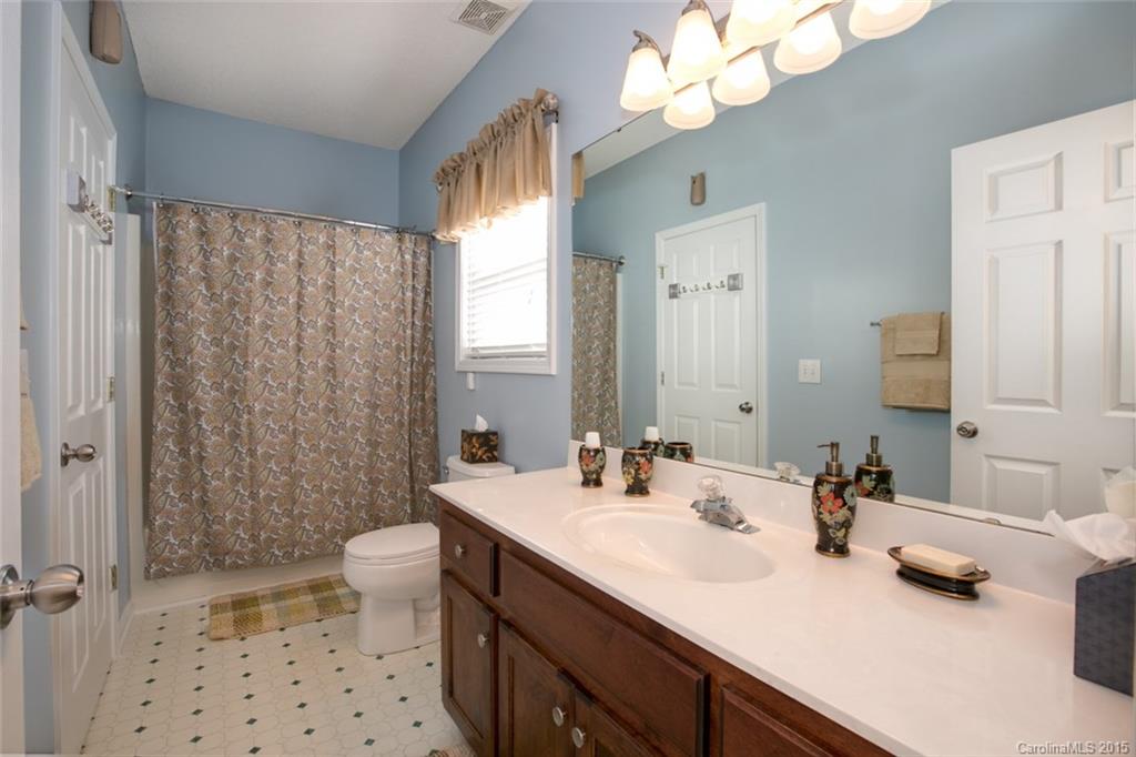 Adams Bluff - Residential