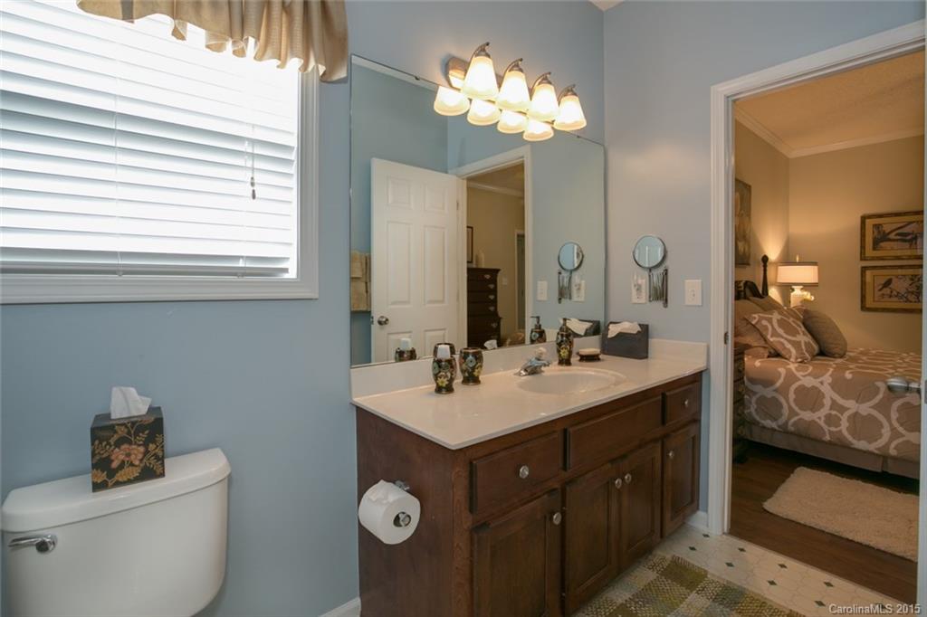 Adams Bluff - Residential