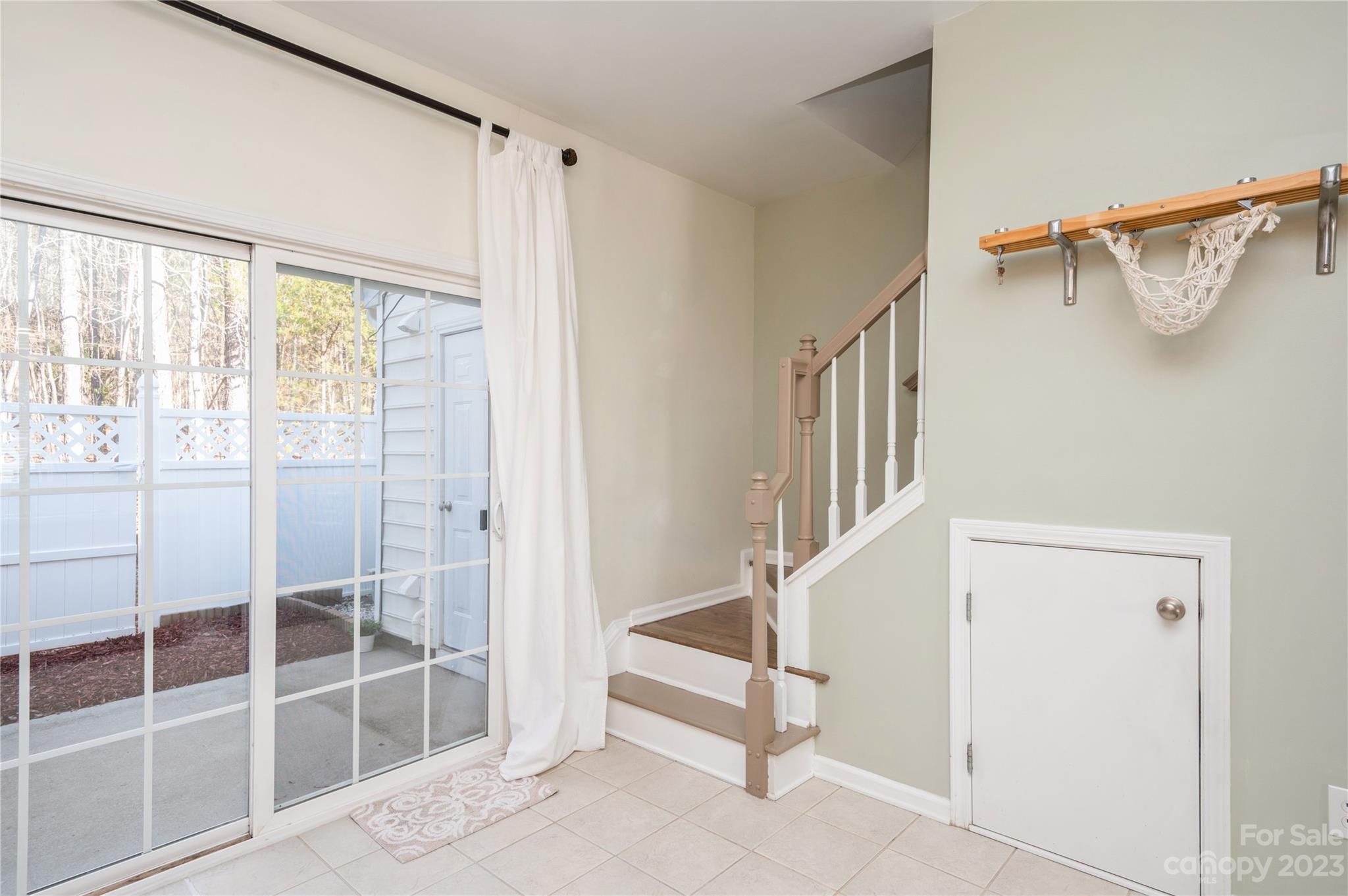 Ridge Pointe - Residential