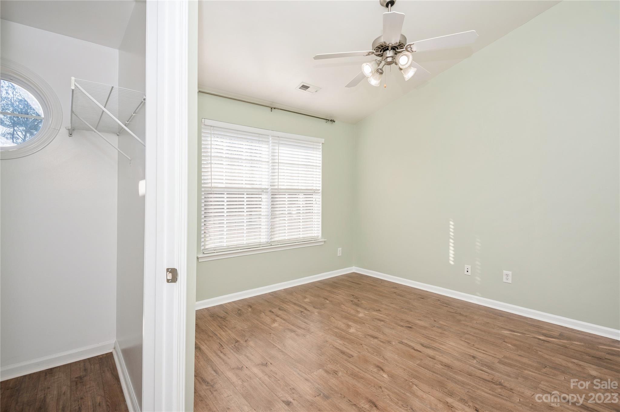 Ridge Pointe - Residential