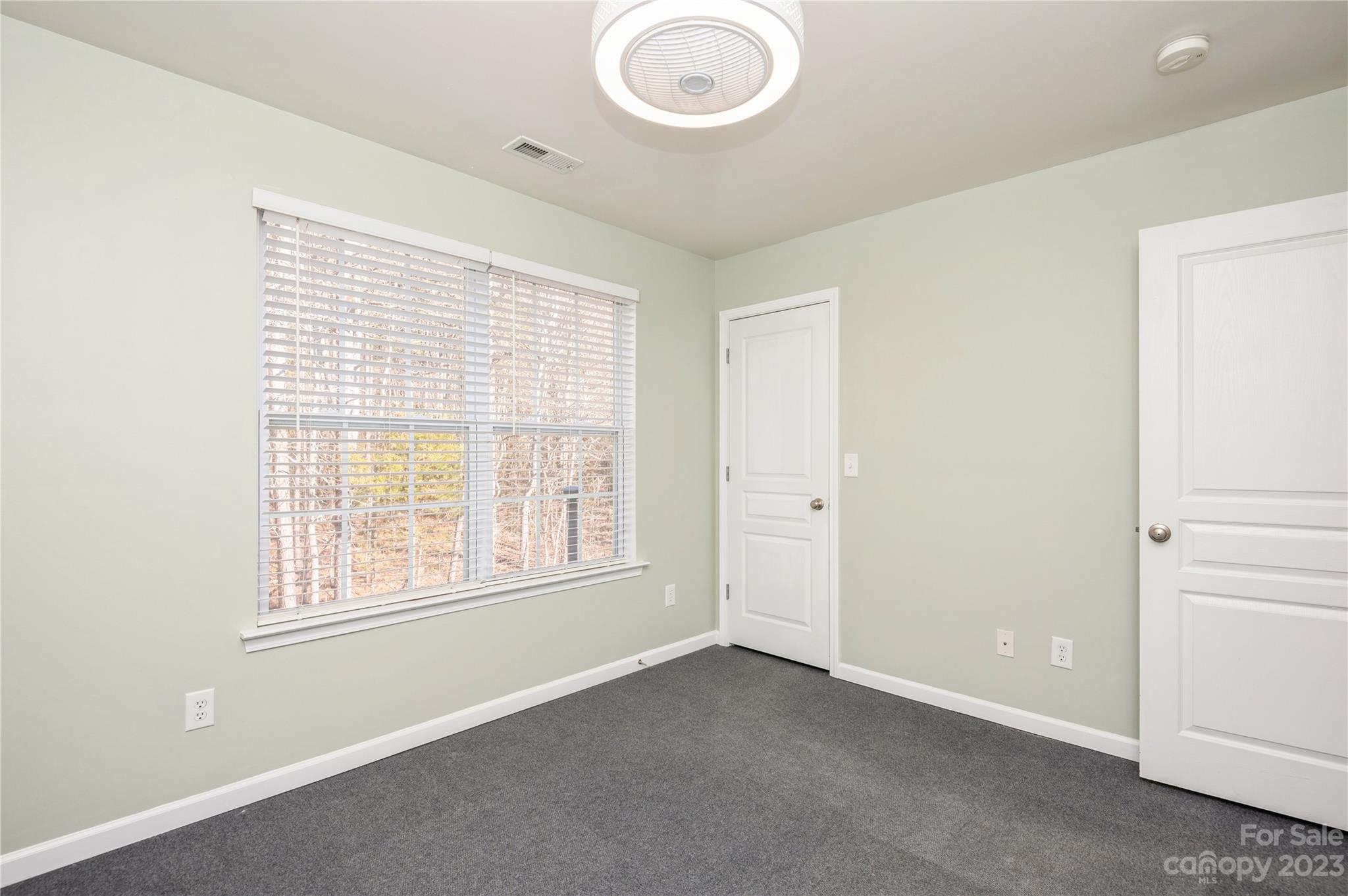 Ridge Pointe - Residential