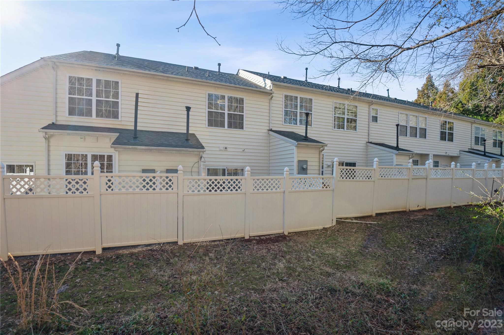 Ridge Pointe - Residential