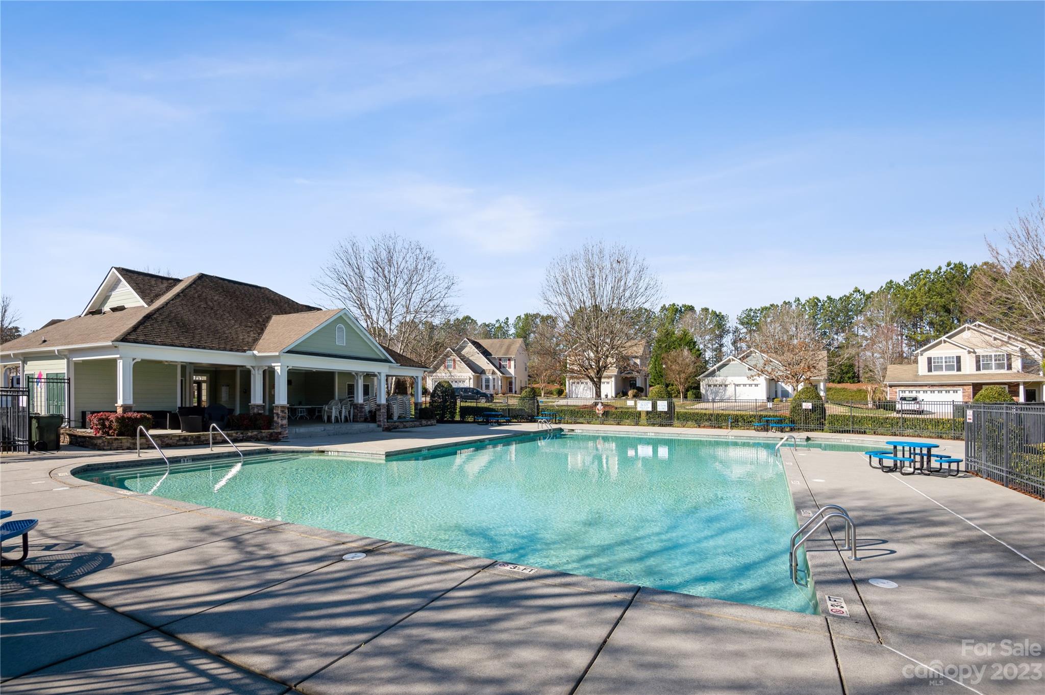 Ridge Pointe - Residential