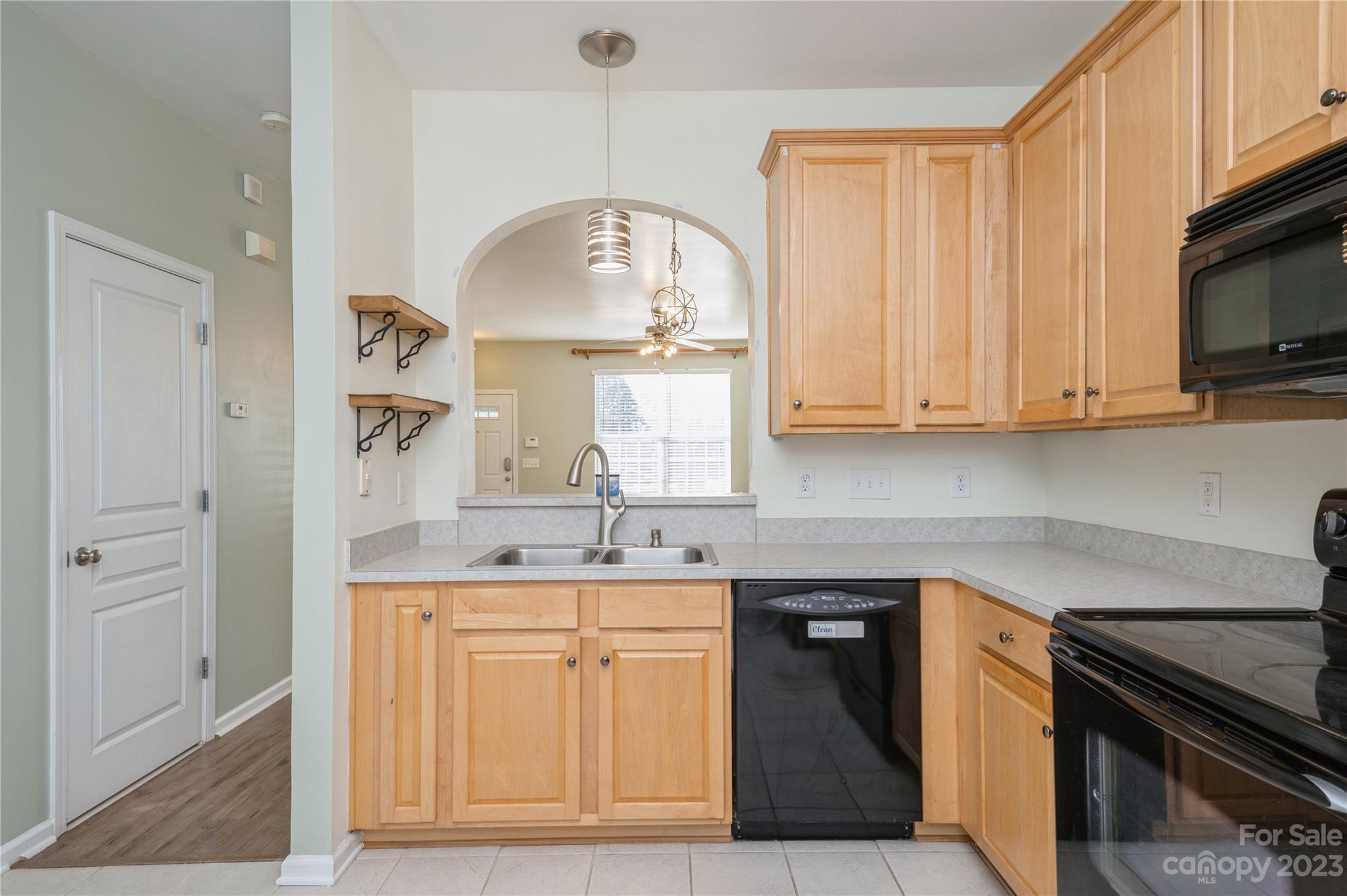 Ridge Pointe - Residential