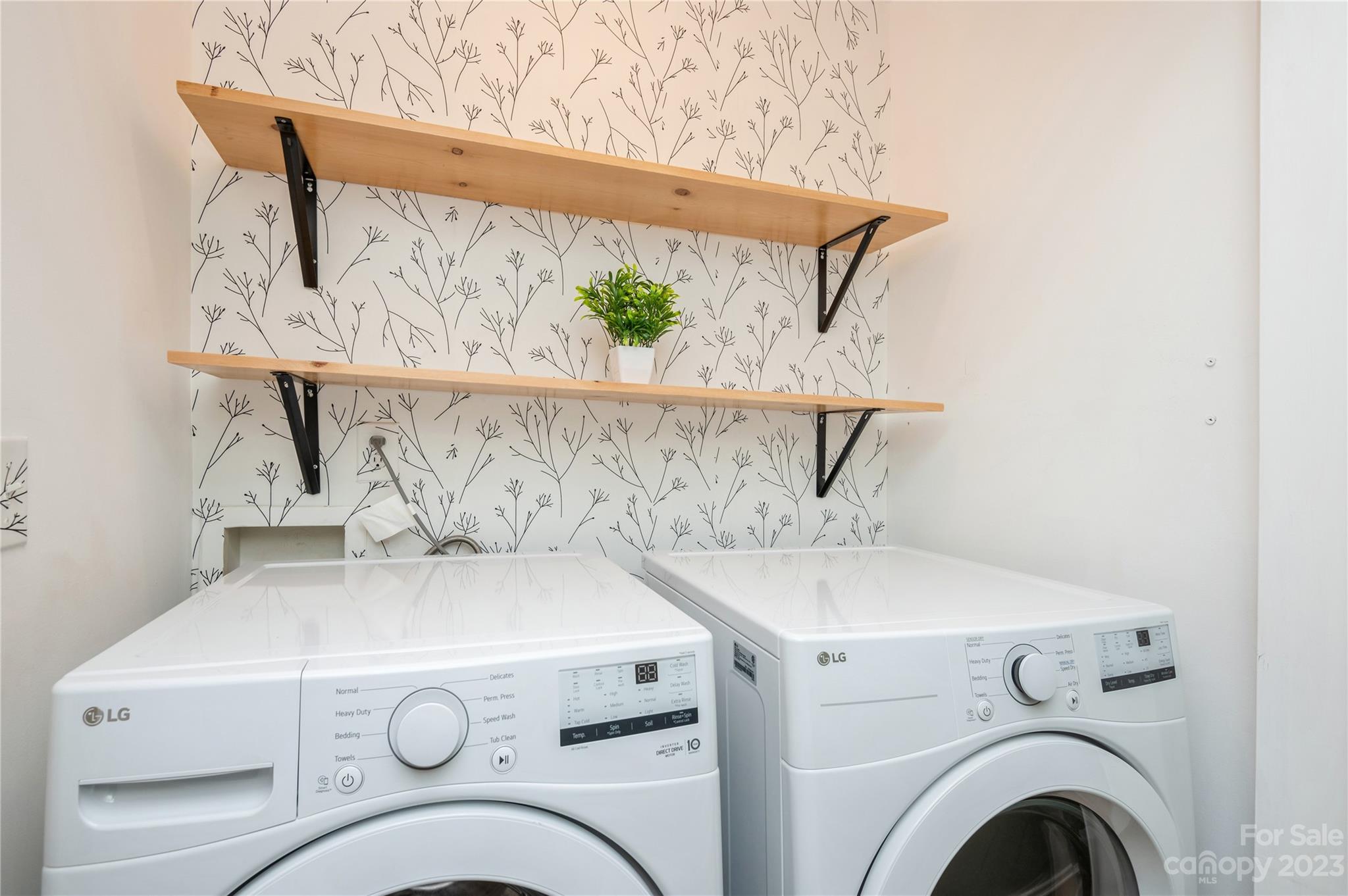 Ridge Pointe - Residential