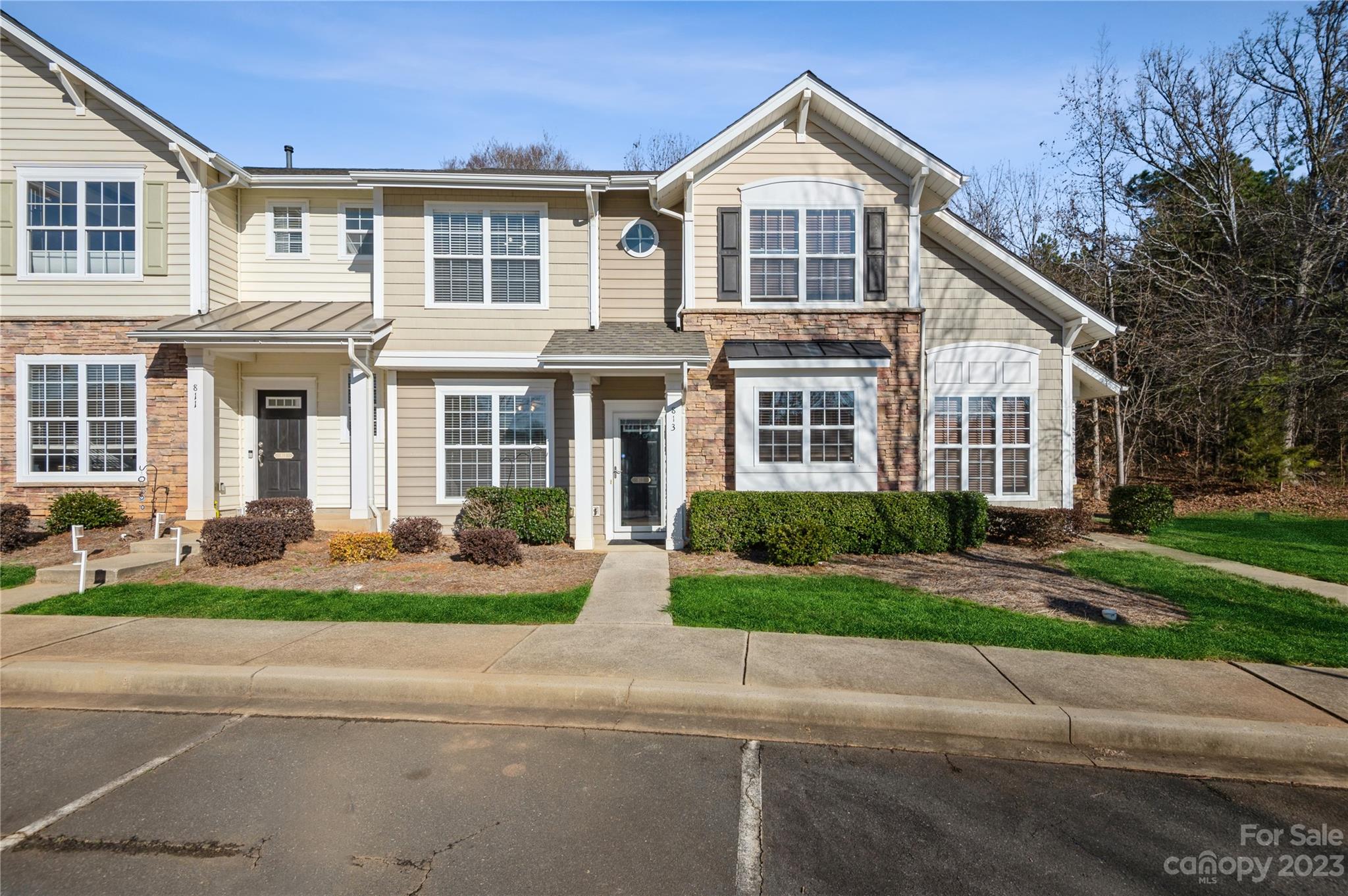 Ridge Pointe - Residential