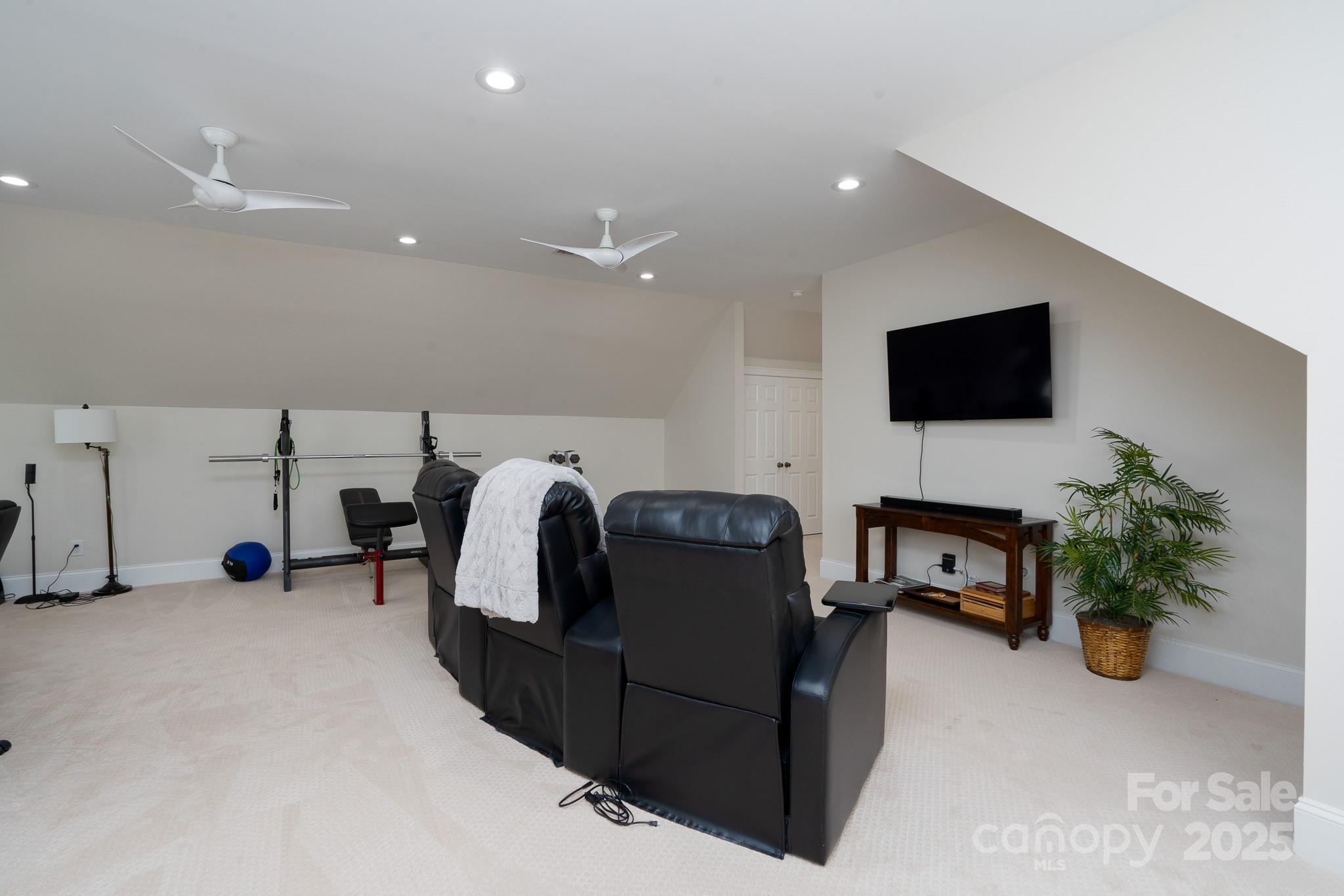 Uwharrie Point - Residential