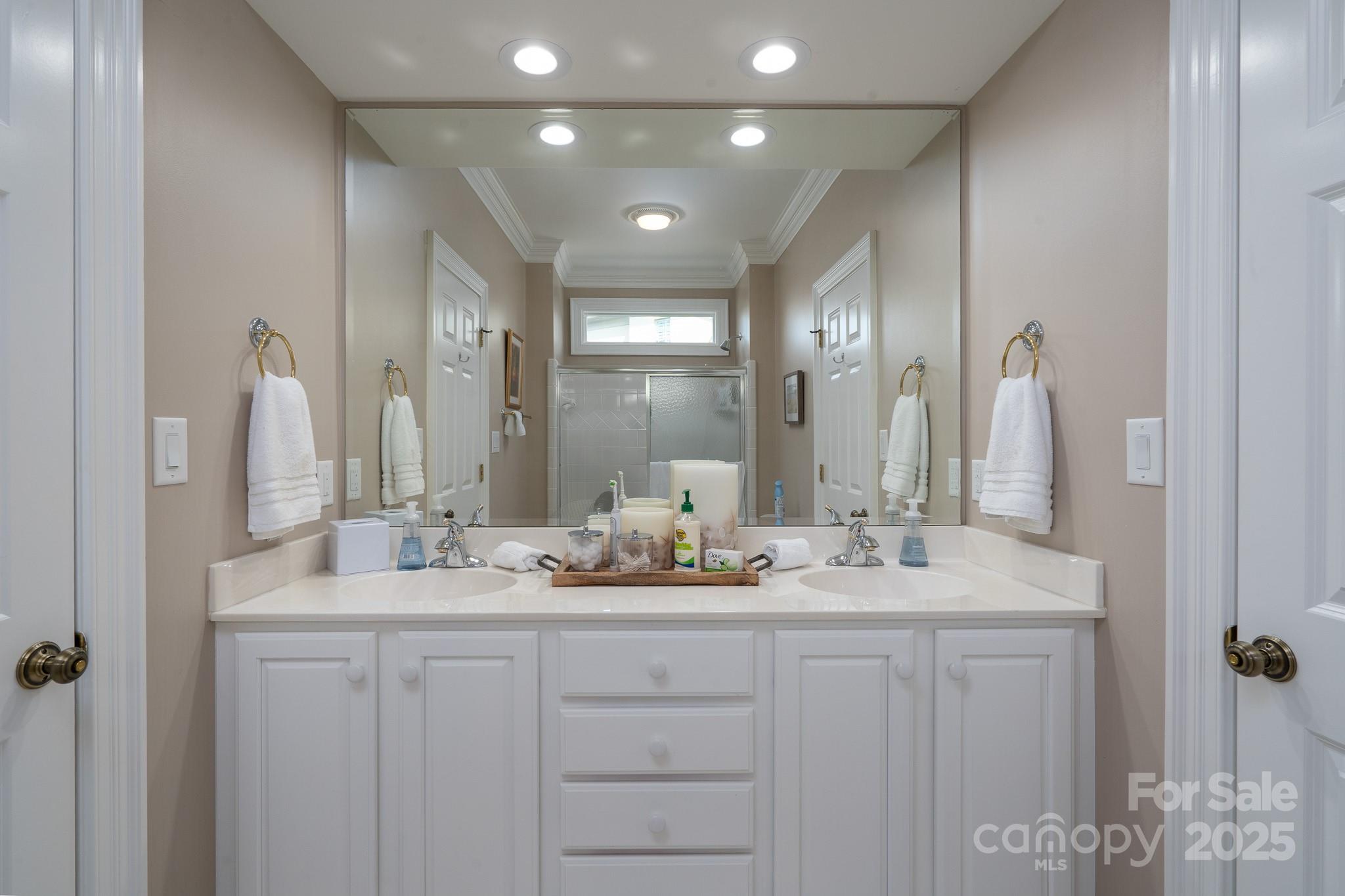 Uwharrie Point - Residential