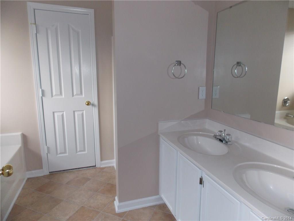 Sinclair Place - Residential Lease