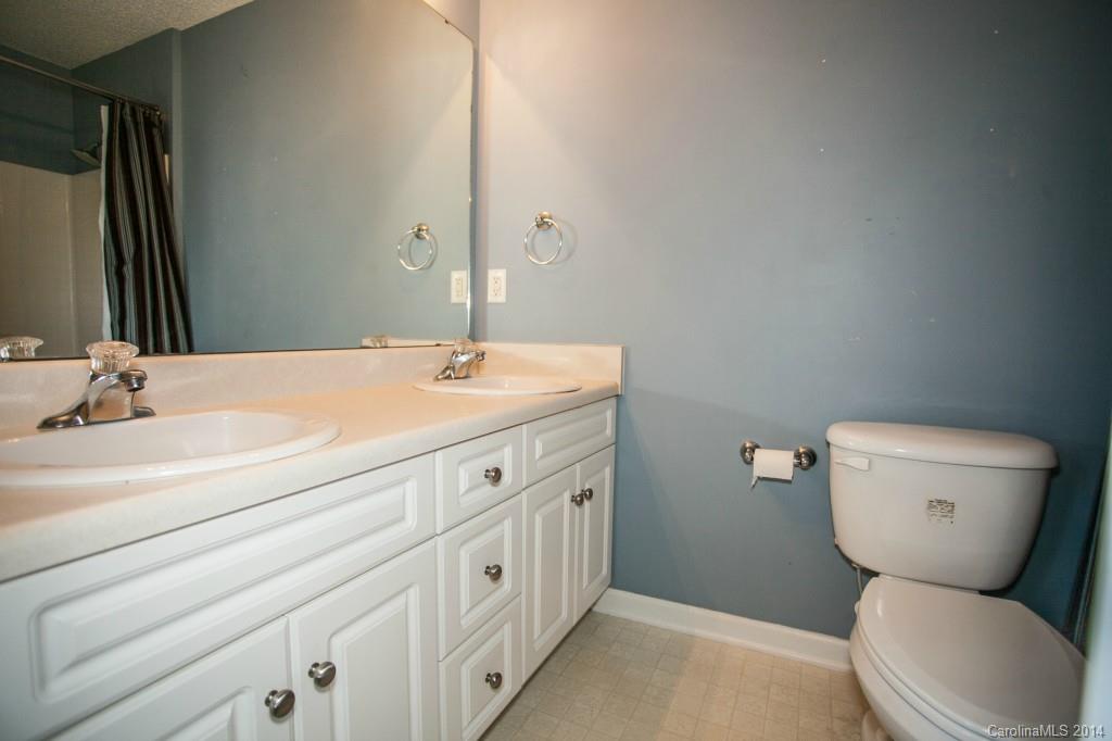 Steele Meadows - Residential