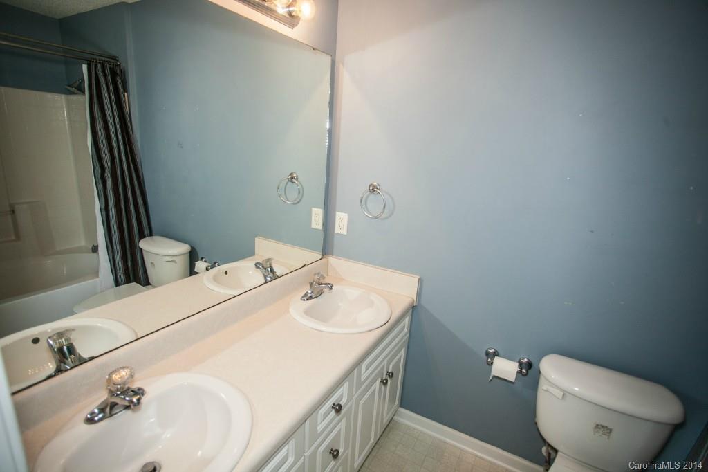 Steele Meadows - Residential