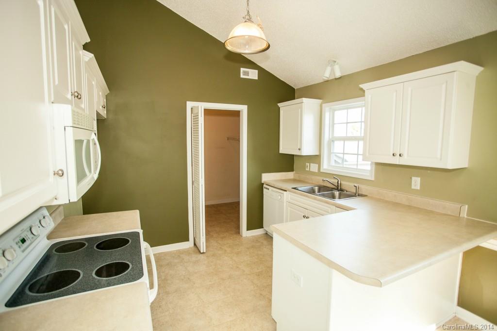 Steele Meadows - Residential