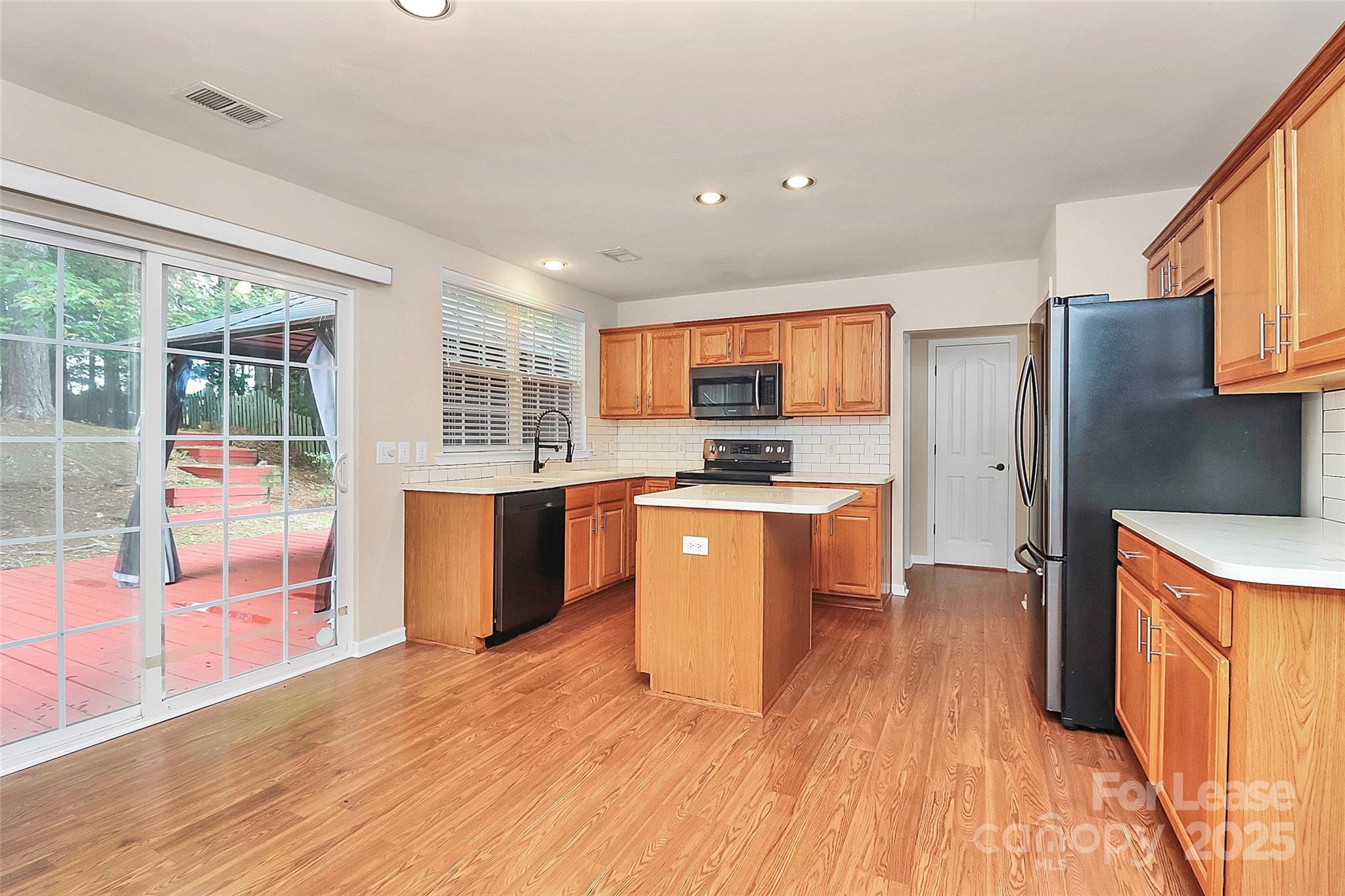 Victoria Bay - Residential Lease