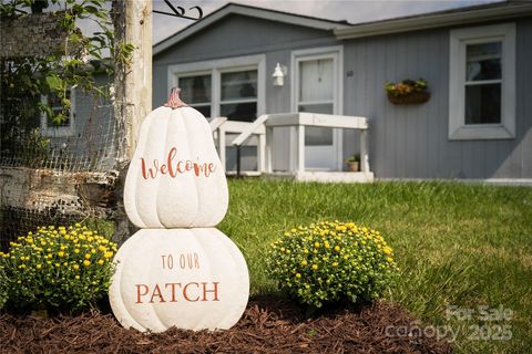 112 Melody Street Clyde NC 28721