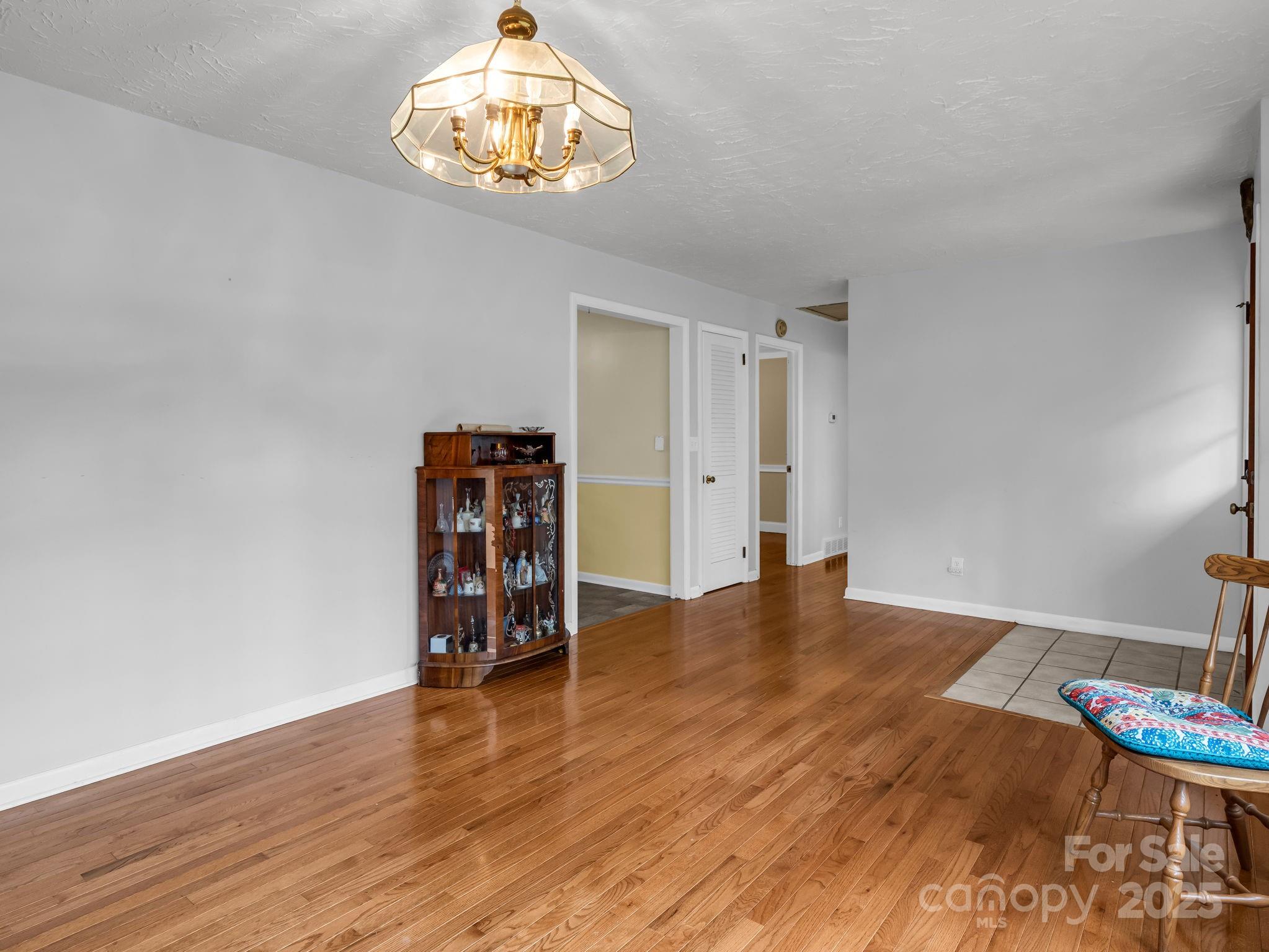 136 Old Tanglewood Trail