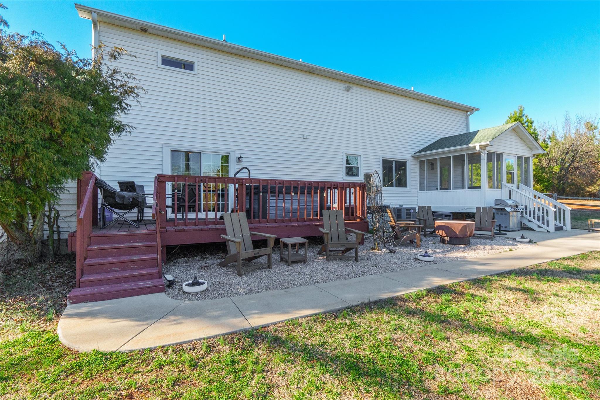 Lawrence Acres - Residential