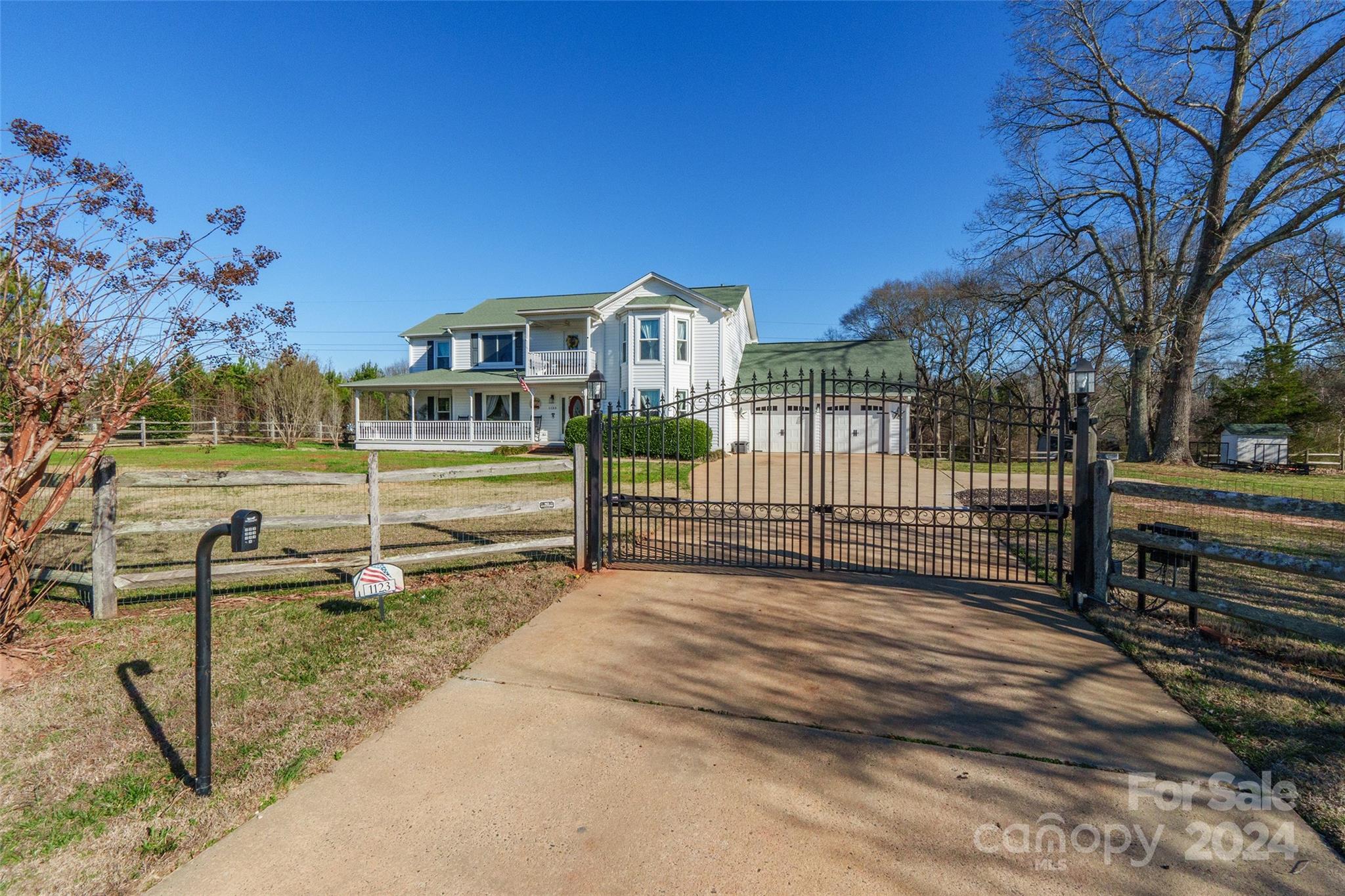 Lawrence Acres - Residential