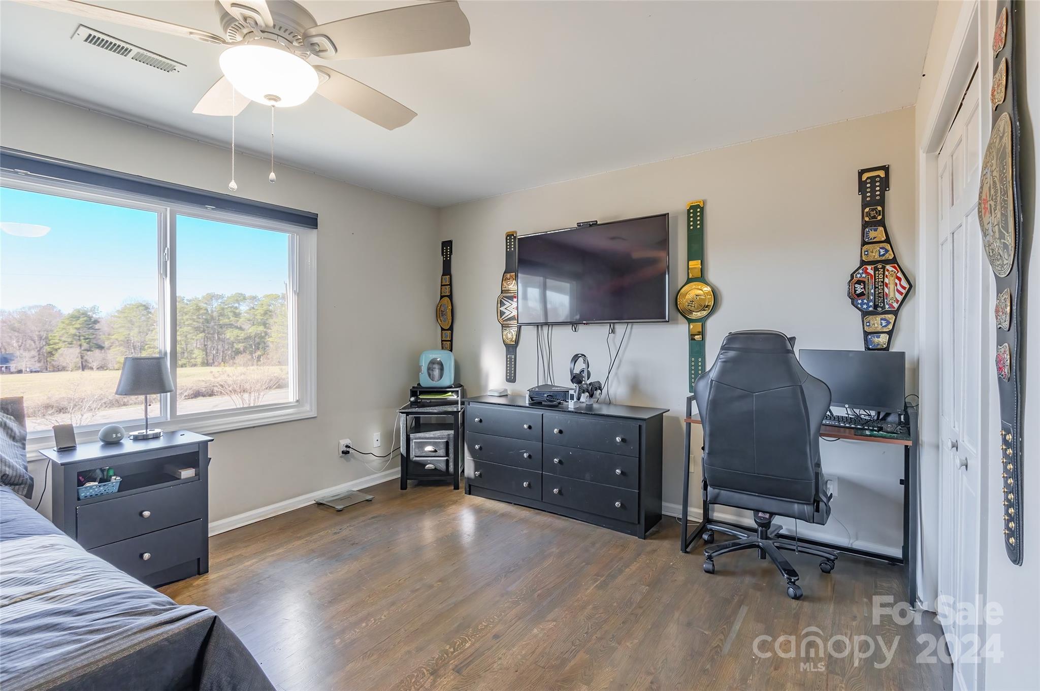 Lawrence Acres - Residential