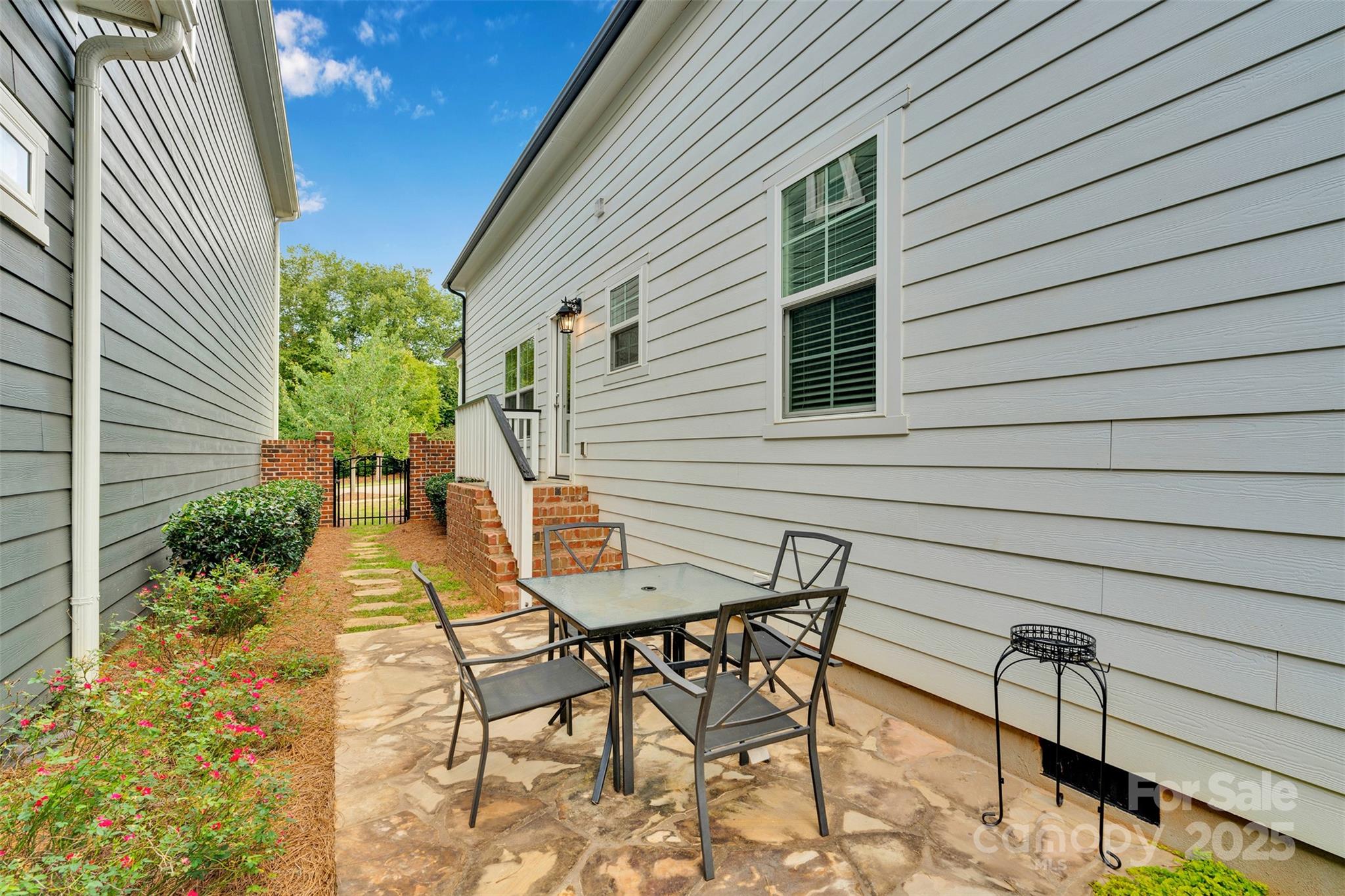 Westport Lakeside - Residential