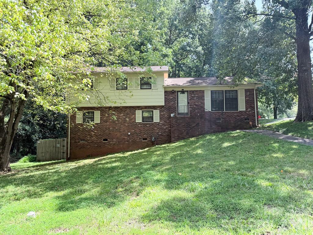 931 Pineborough Road