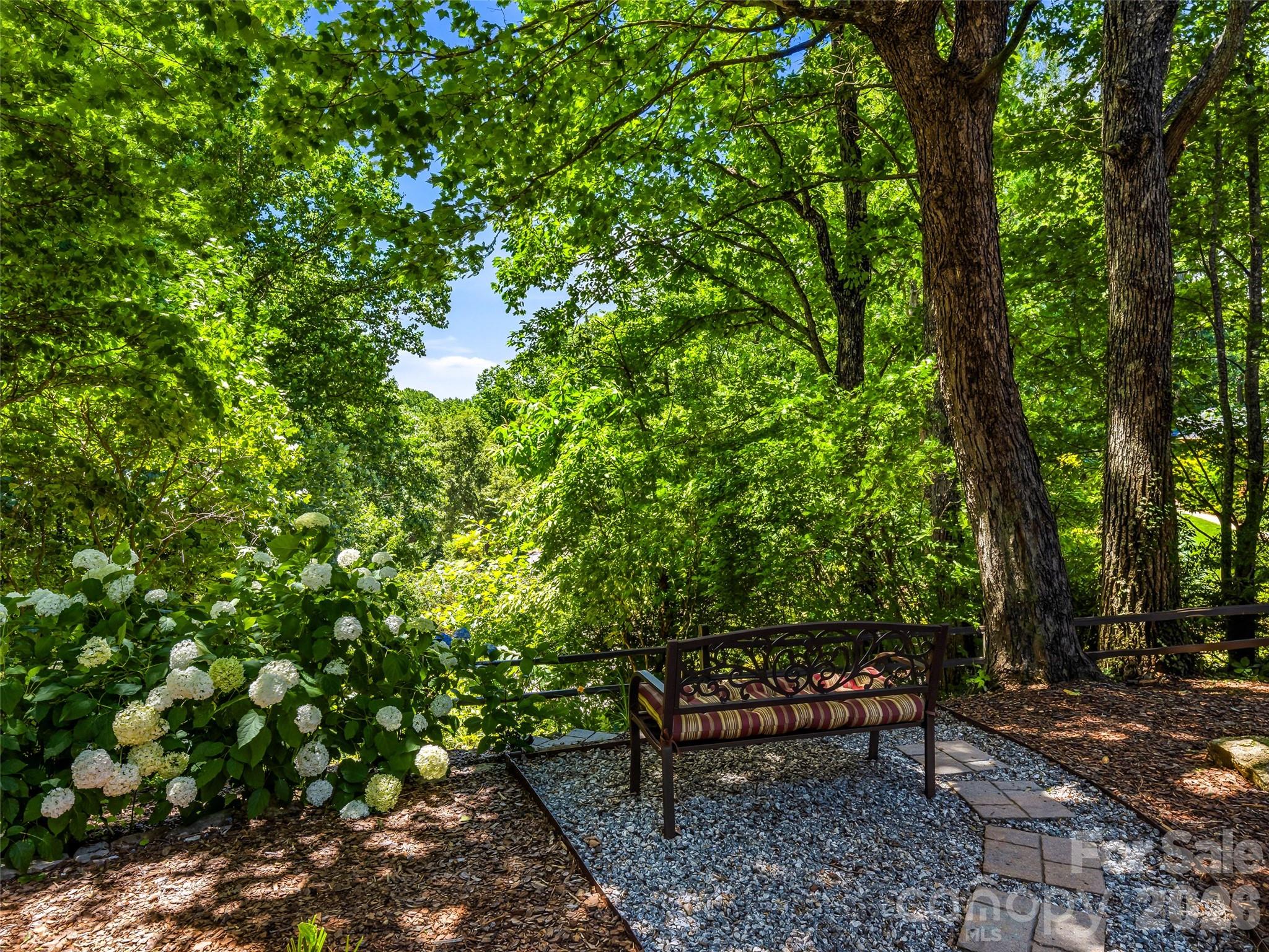 518 Starmount Lane
