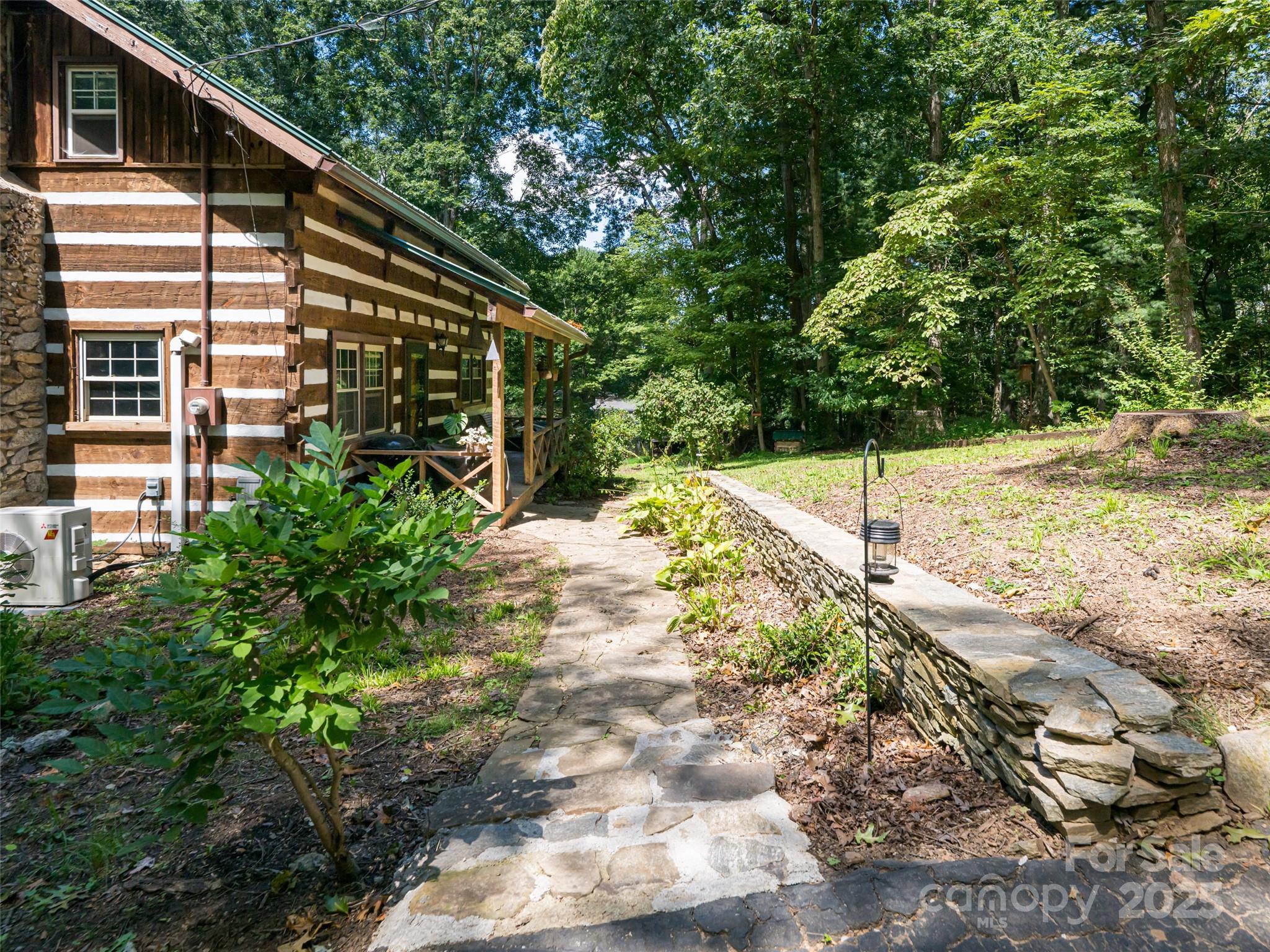 14 Hazelnut Drive