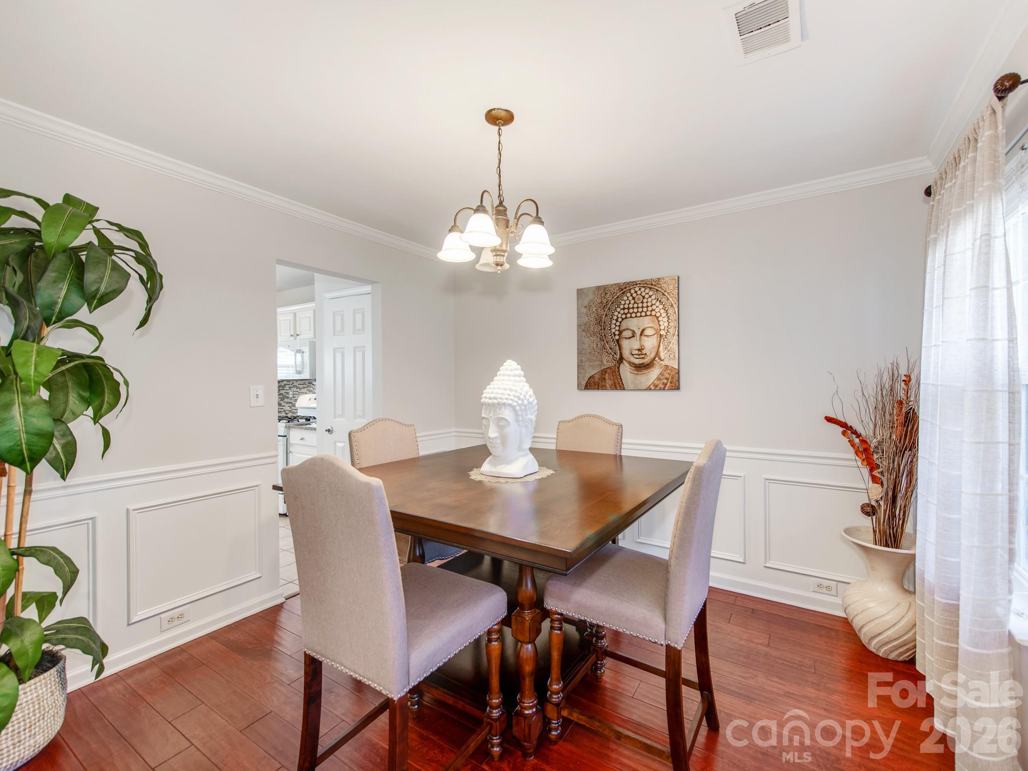 7707 Nicolette Court