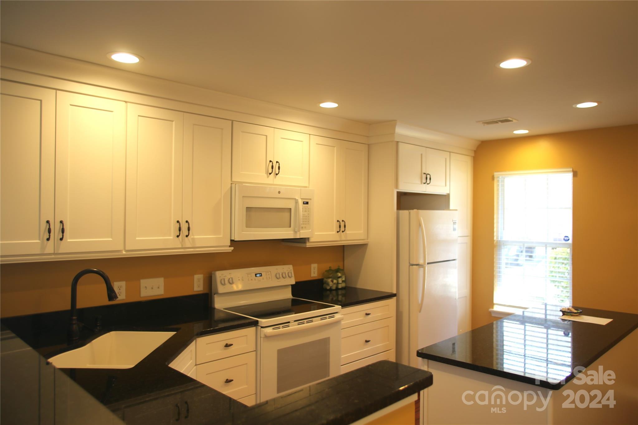 The Townes at Old Stone Crossing - Residential