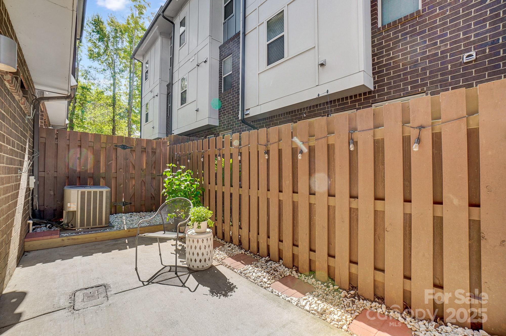 Steel Gardens - Residential