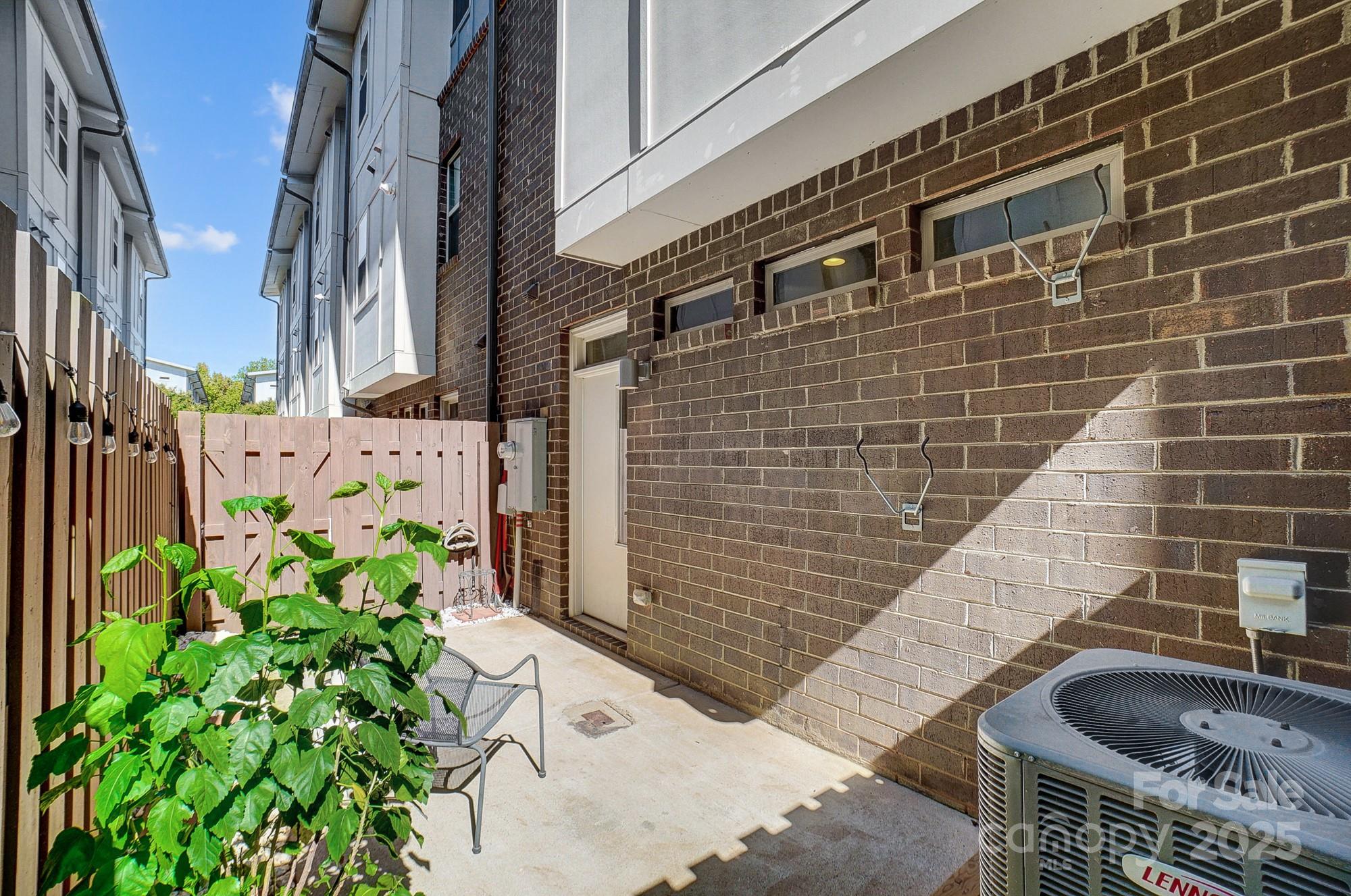 Steel Gardens - Residential