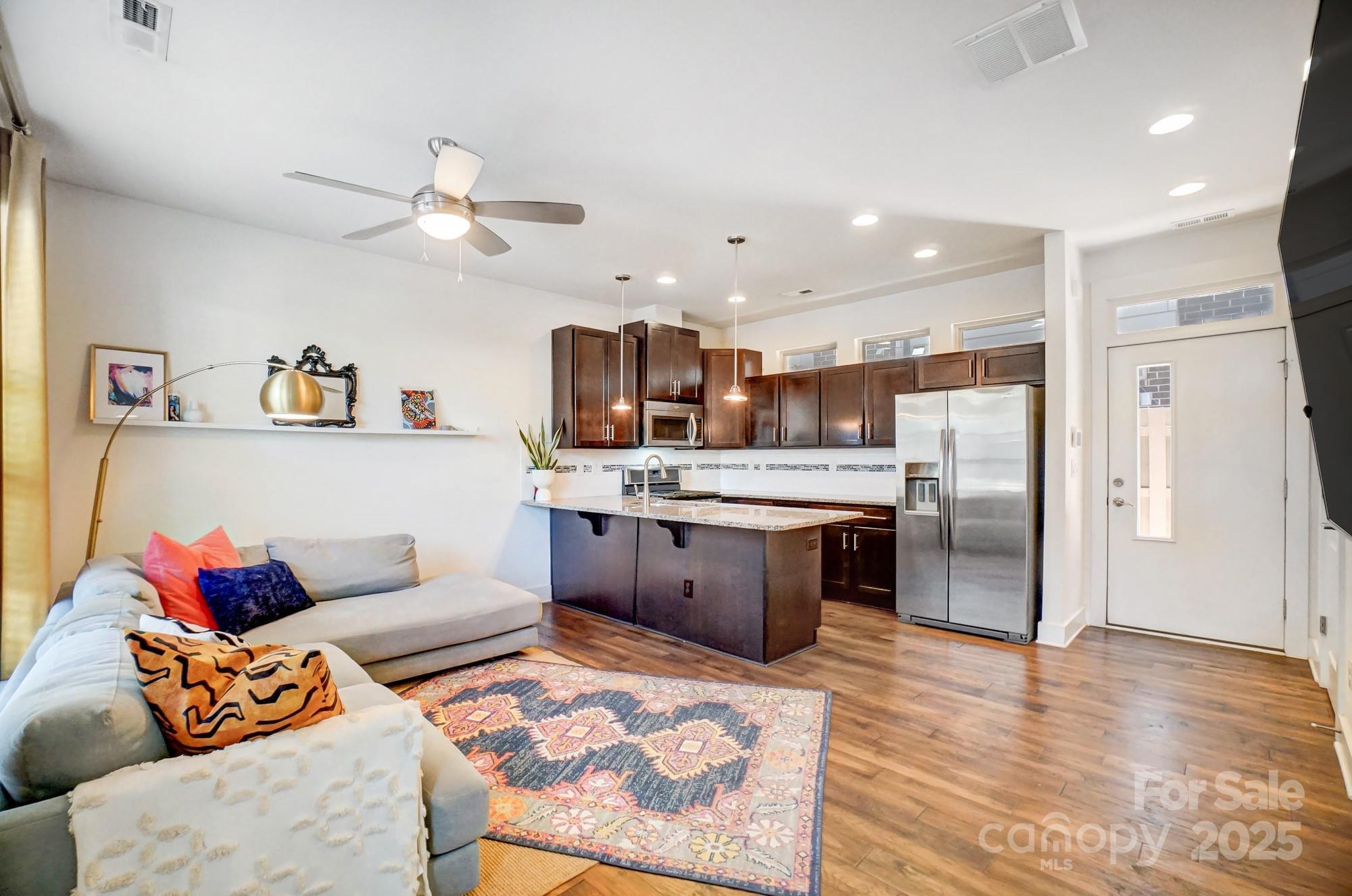 Steel Gardens - Residential