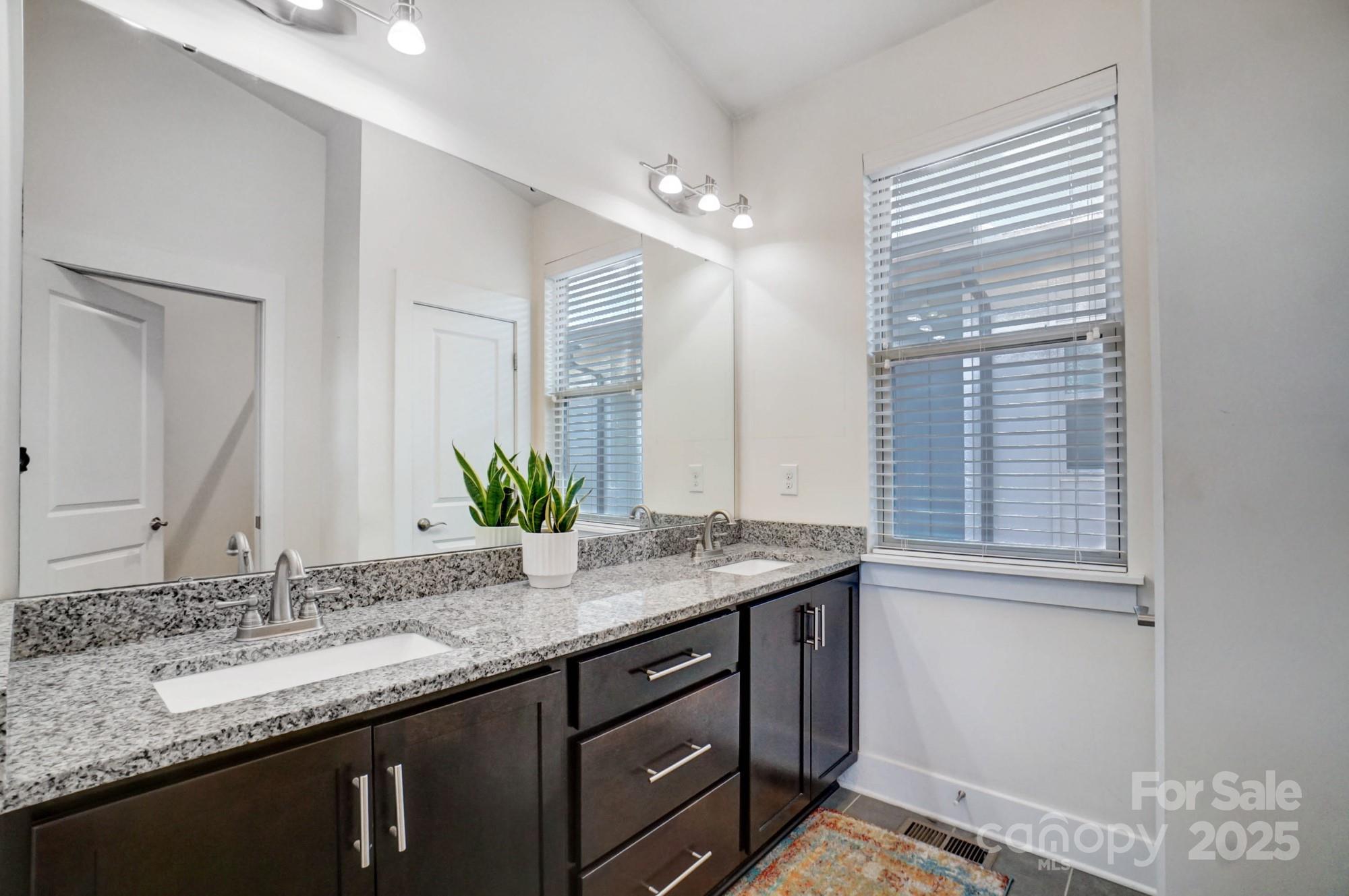 Steel Gardens - Residential